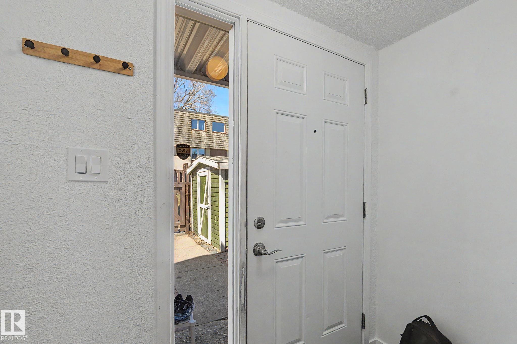 Picture for 3317 107 AV NW