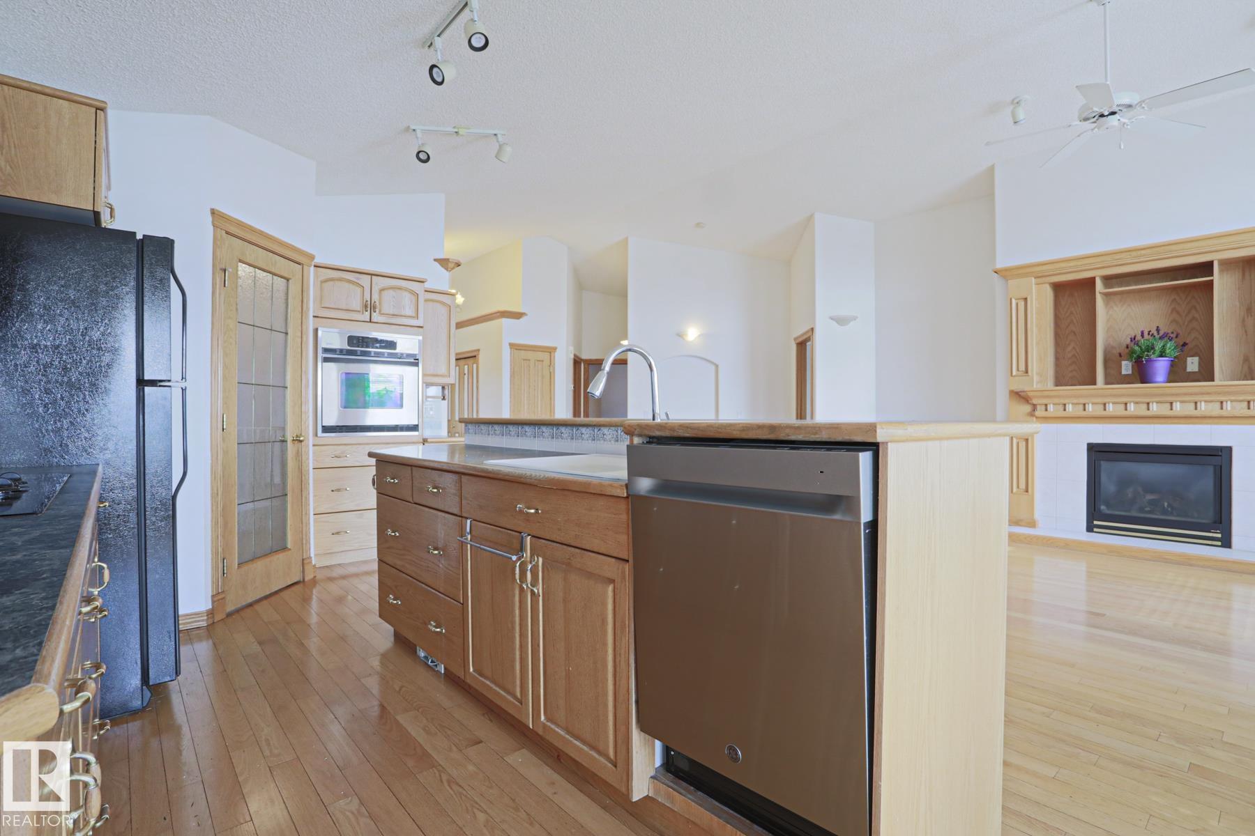 Photo 18 at 16203 89 Street NW, Belle Rive, Edmonton