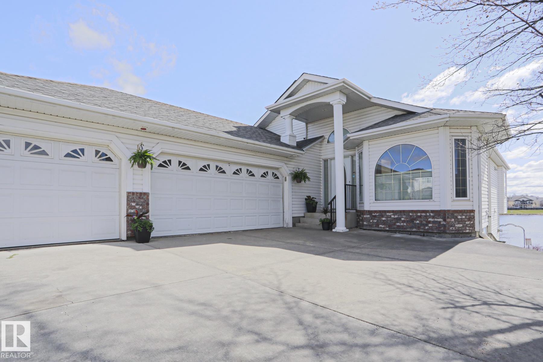 Photo 8 at 16203 89 Street NW, Belle Rive, Edmonton