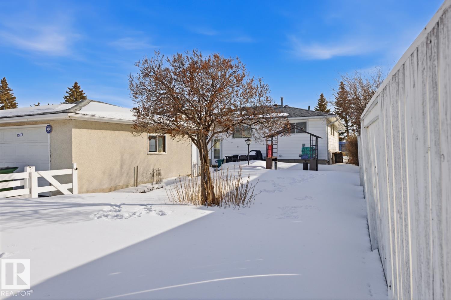 Photo 30 at 7216 149a Avenue NW, Kilkenny, Edmonton