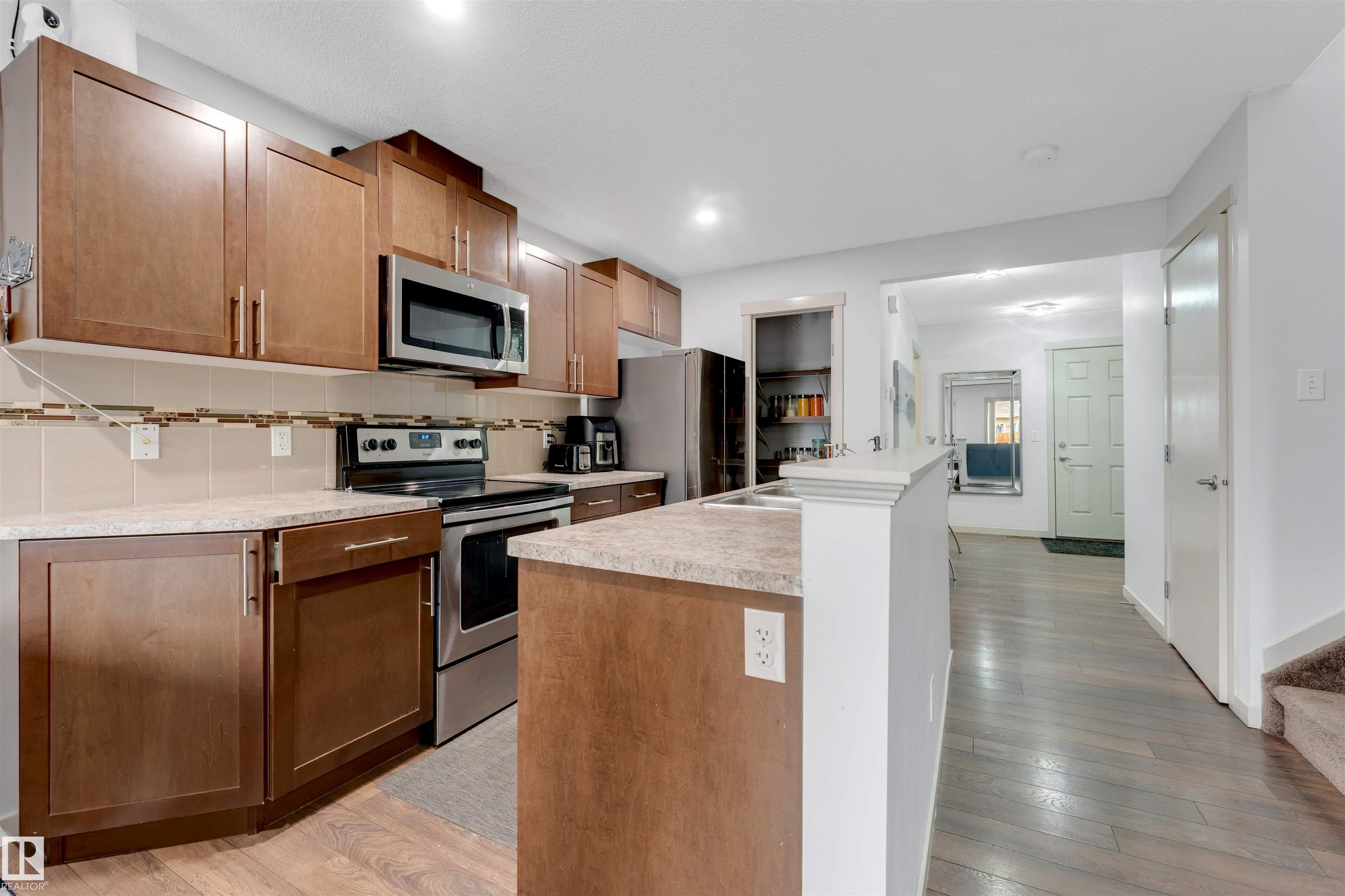 Picture for 3048 16 AV NW