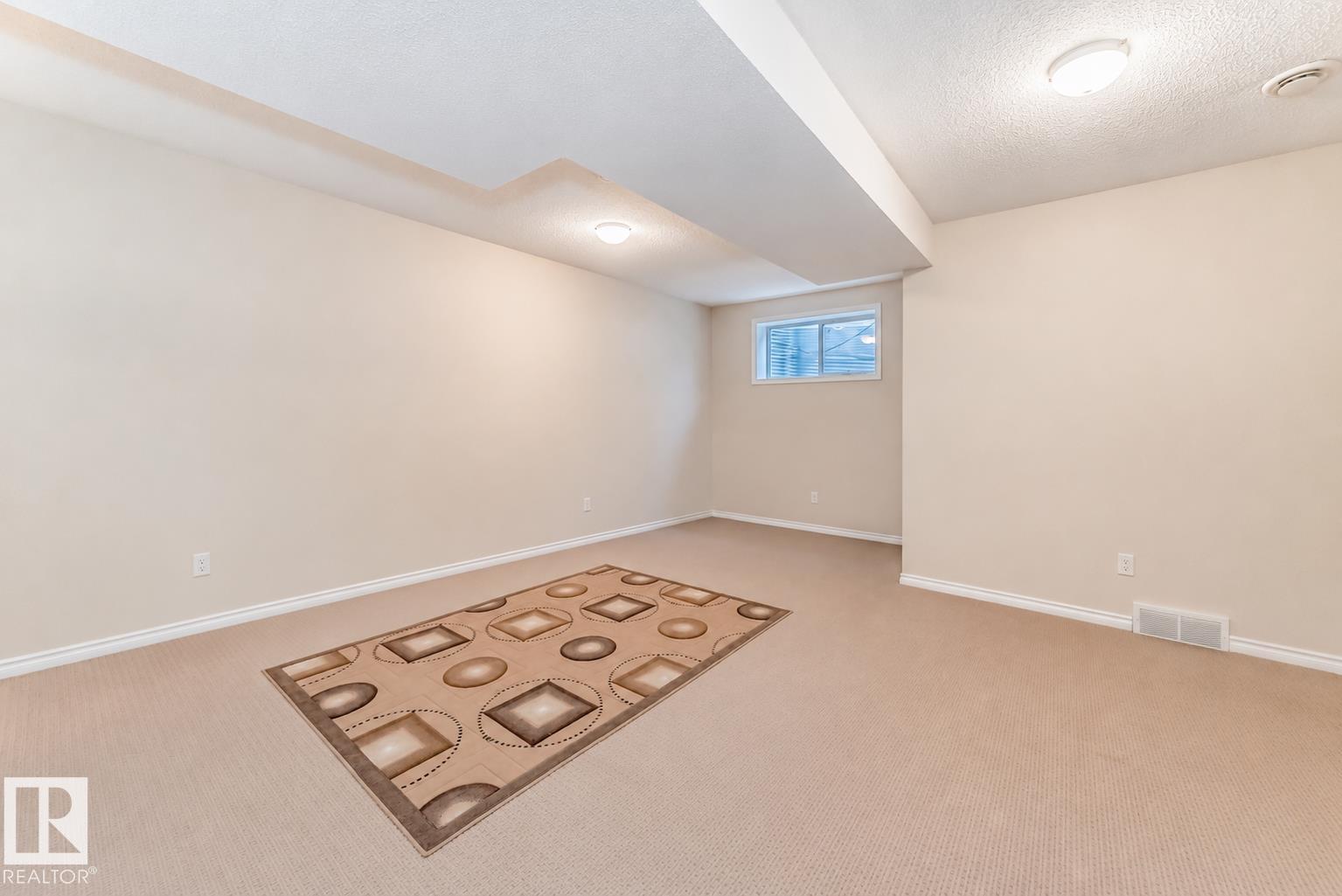 https://zimg.paragon.ice.com/ParagonImages/Property/PM/RAE/225398723/23/0/0/2926dae5d4b3bd8b2db5ca313bbeeb4e/1/5b8550135ff05a35d19a15ecde195f06/225398723-4e1b45ba-ceee-4511-9b8a-a4b655447855.JPG