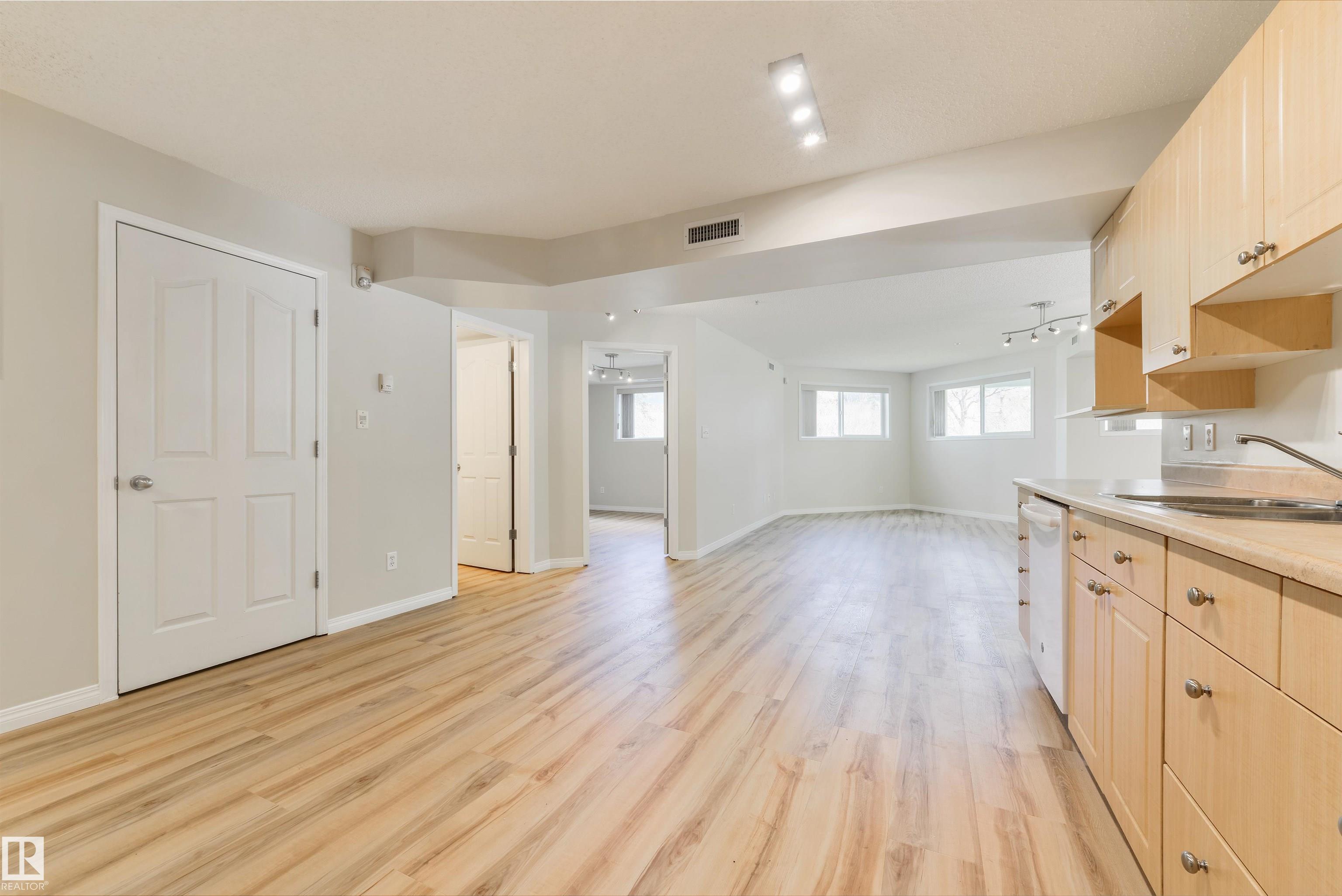 Photo 30 at 112 - 10311 111 Street NW, Downtown, Edmonton