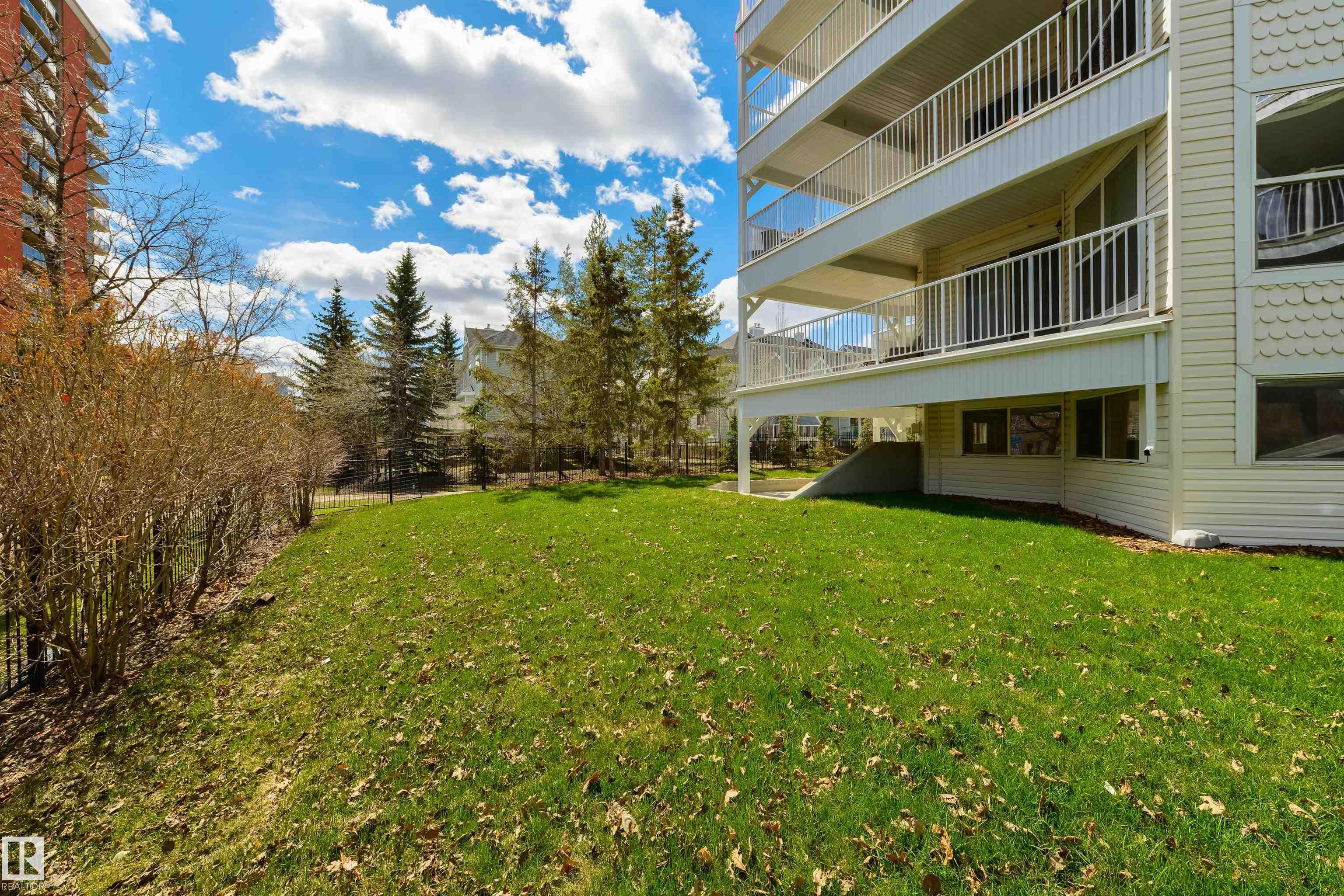 https://zimg.paragon.ice.com/ParagonImages/Property/PM/RAE/225398726/44/0/0/d82796cd00c3d7fbe59a45232ae53049/1/fe6463c2565eba640cb06cf2c83b3e21/225398726-dd6188df-104e-44bc-8e72-c5ef3d161145.JPG