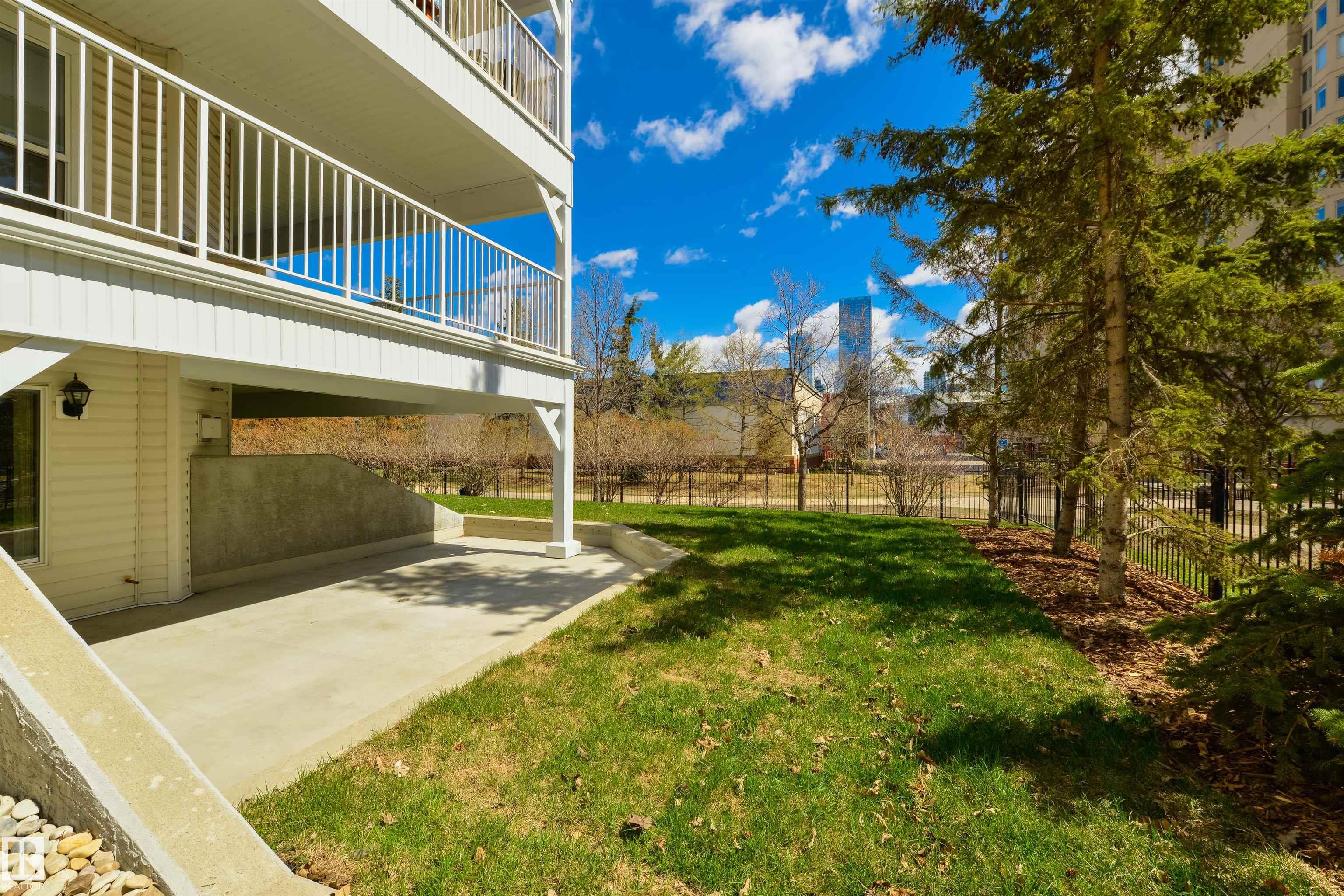 https://zimg.paragon.ice.com/ParagonImages/Property/PM/RAE/225398726/46/0/0/93efe82f8fa52a6879bd6e1a30c9ff46/1/fe6463c2565eba640cb06cf2c83b3e21/225398726-81f0aff9-1757-4a73-830c-8439370efac6.JPG