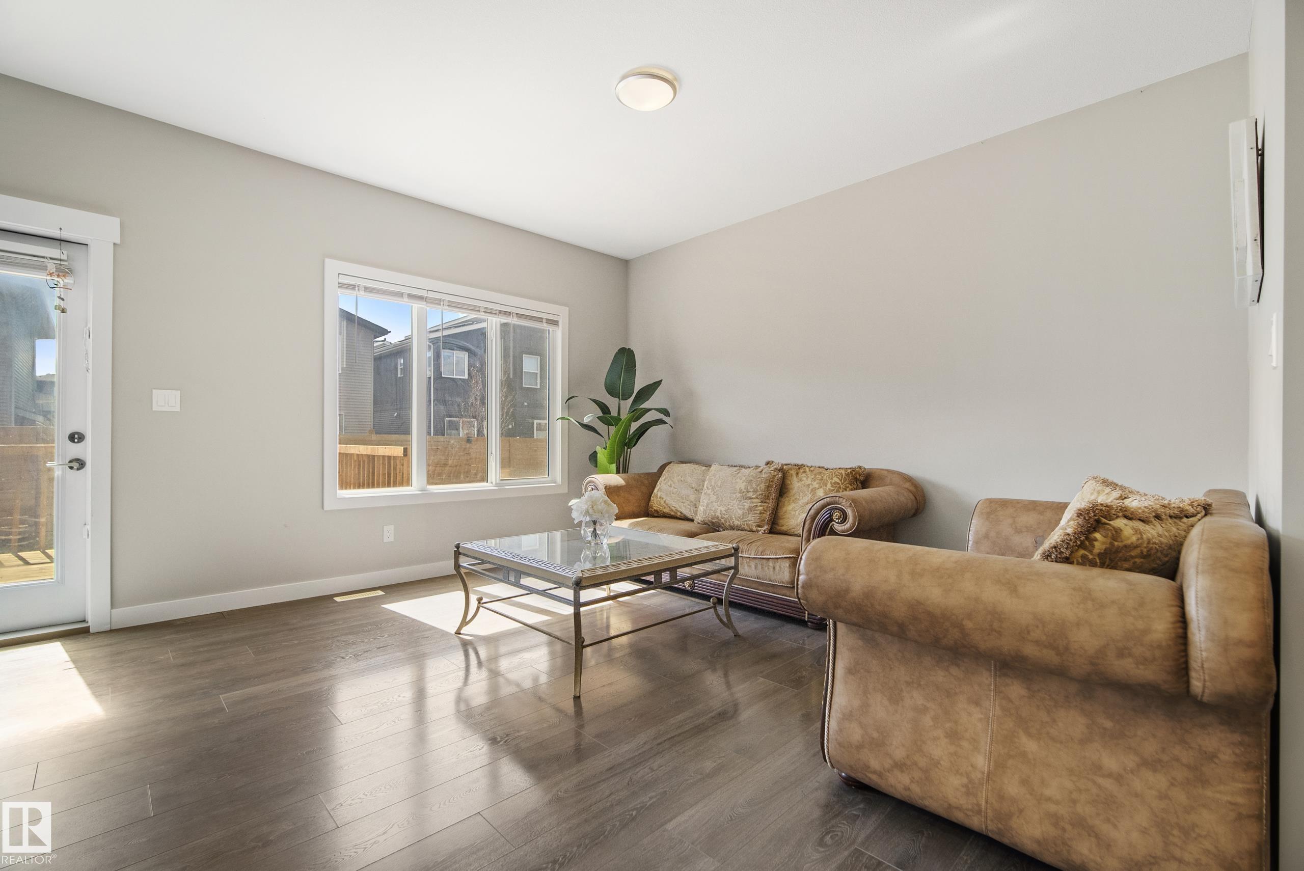 Photo 9 at 2456 Kelly Circle SW, Keswick, Edmonton