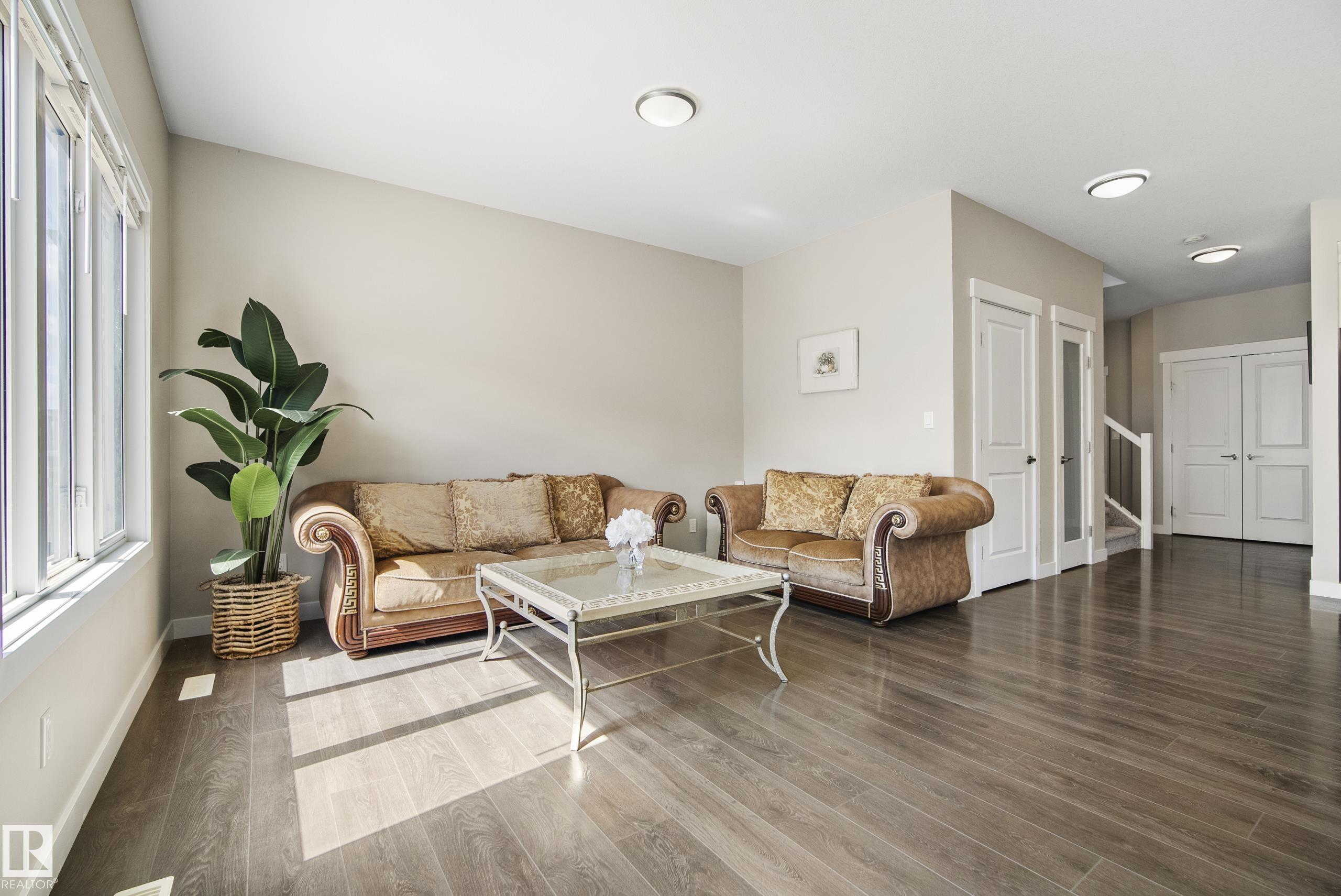 Photo 10 at 2456 Kelly Circle SW, Keswick, Edmonton