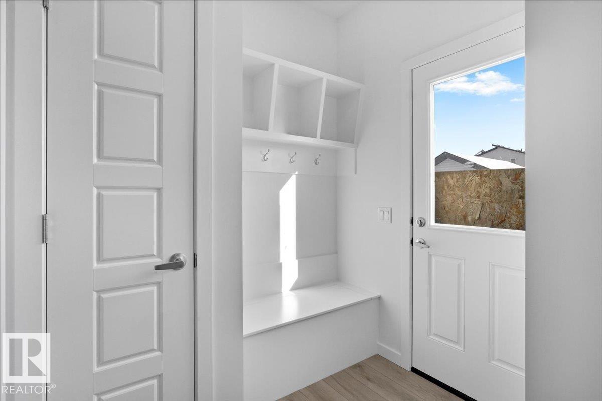 https://zimg.paragon.ice.com/ParagonImages/Property/PM/RAE/225398729/17/0/0/bfe0ffbf6bec848c59761657f777cbe1/1/4e0922a822db53ca789215461157cdcd/225398729-44D5E7DD-9766-4B75-AEDA-4E61E7D59C43.JPG