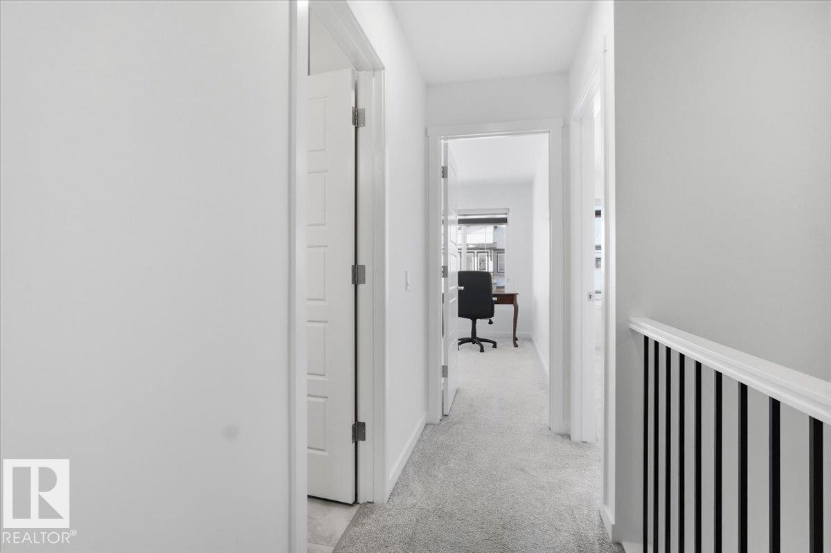 https://zimg.paragon.ice.com/ParagonImages/Property/PM/RAE/225398729/21/0/0/d71ce96c98a1b67c22dc16dfba668ad9/1/4e0922a822db53ca789215461157cdcd/225398729-1CB9E2CB-4B03-439B-AFCB-BAA471AC9121.JPG