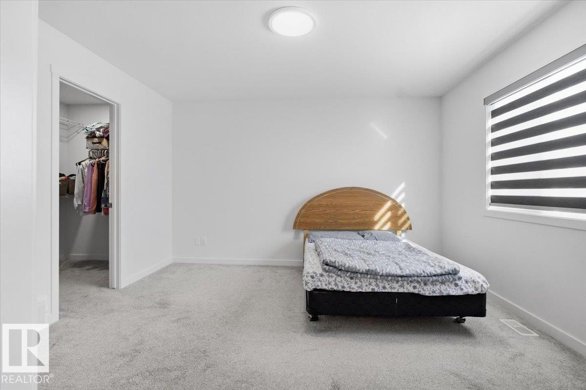 https://zimg.paragon.ice.com/ParagonImages/Property/PM/RAE/225398729/23/0/0/9632d3c33c59ce7c75628564fb5820da/1/4e0922a822db53ca789215461157cdcd/225398729-9B552342-FB80-41B5-AB65-429088034393.JPG