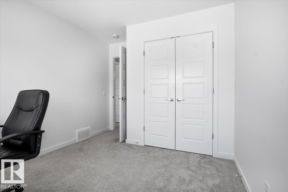 https://zimg.paragon.ice.com/ParagonImages/Property/PM/RAE/225398729/31/0/0/9a2d2f544bad44bceee39243bc524dfe/1/4e0922a822db53ca789215461157cdcd/225398729-613AB87D-EC82-4C9A-8B6E-A6EEEE667DE3.JPG