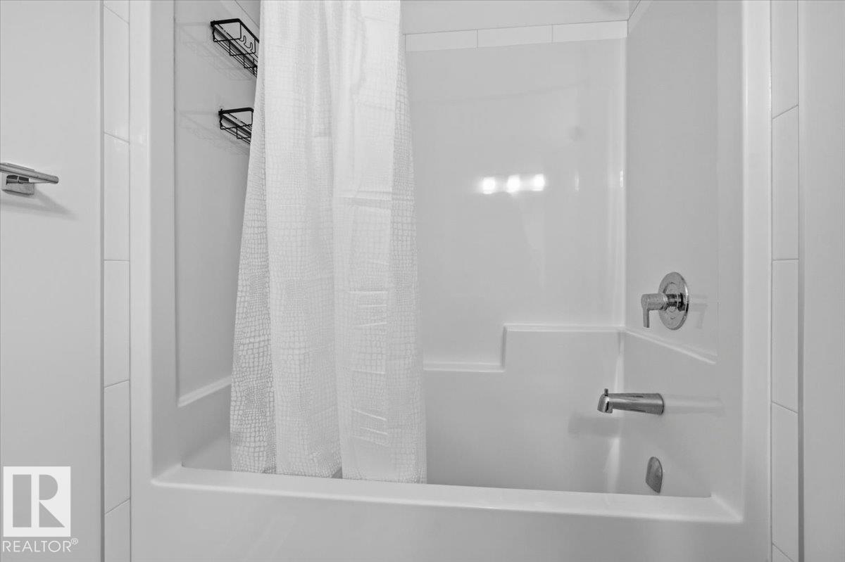 https://zimg.paragon.ice.com/ParagonImages/Property/PM/RAE/225398729/33/0/0/63fccb033b3977fc4e32dcfe5d4e23d5/1/4e0922a822db53ca789215461157cdcd/225398729-6CB3BB2E-CA92-45AA-BB1F-5EFF73868057.JPG