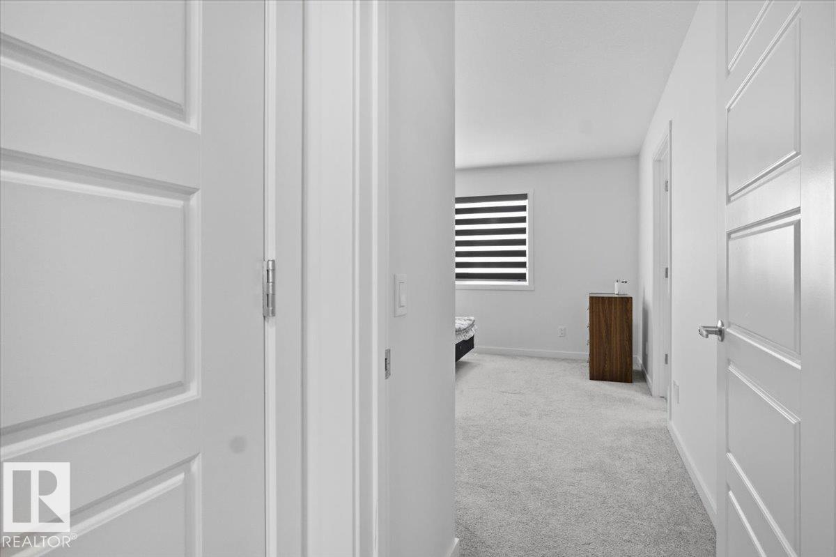 https://zimg.paragon.ice.com/ParagonImages/Property/PM/RAE/225398729/34/0/0/67b09fd657e33209548947f9ba531b75/1/4e0922a822db53ca789215461157cdcd/225398729-6D2423CC-0A80-412A-895E-DFEB9C326BBD.JPG