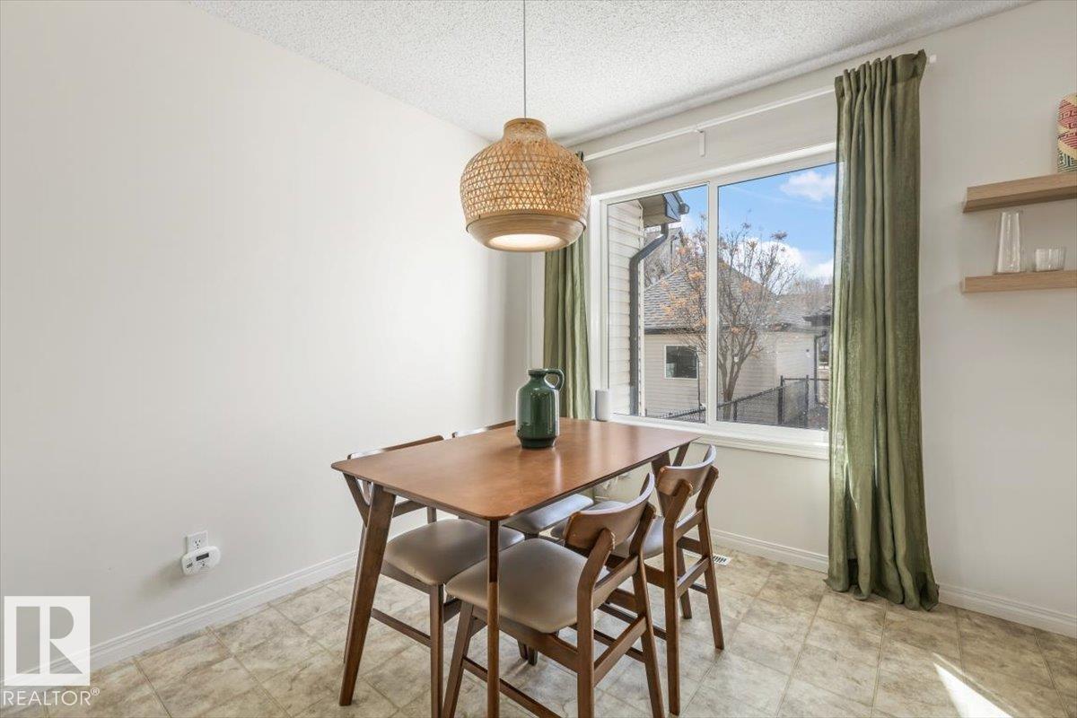 https://zimg.paragon.ice.com/ParagonImages/Property/PM/RAE/225398733/13/0/0/ca6ff4ce7afb3984af8d9bcd87b56762/1/2c3d5df01049192f02dc245c7f4feddd/225398733-746c1a73-aa81-40f8-b8a7-9d0d1c632a60.JPG