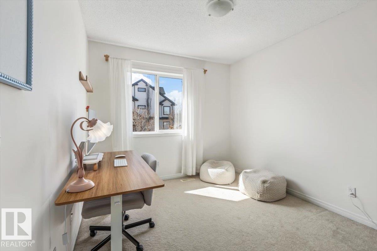https://zimg.paragon.ice.com/ParagonImages/Property/PM/RAE/225398733/17/0/0/4fbe0cfa7ccad6397c2cc7f2d0fac5c0/1/2c3d5df01049192f02dc245c7f4feddd/225398733-493b9efb-2e43-4eb6-8e97-7935000ca779.JPG