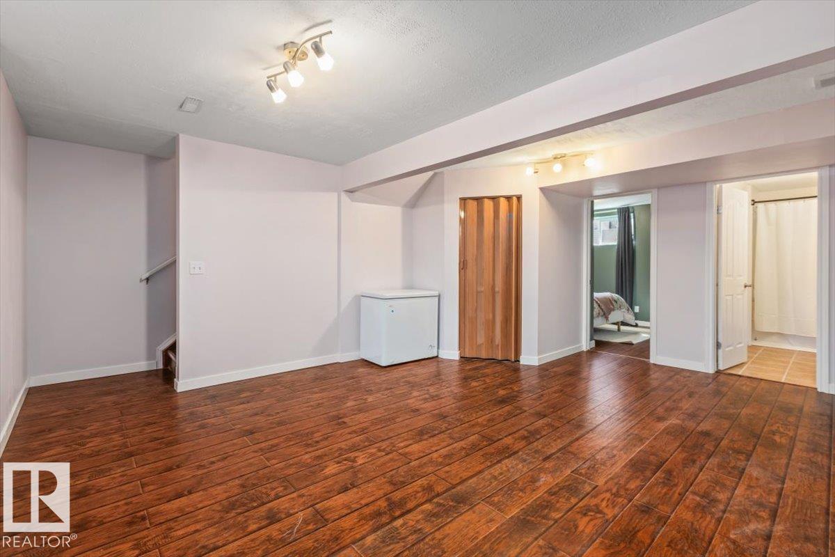 https://zimg.paragon.ice.com/ParagonImages/Property/PM/RAE/225398733/26/0/0/86a39eef5017726e61ce63da3bd0e691/1/2c3d5df01049192f02dc245c7f4feddd/225398733-48f68159-e2b1-4b65-b476-c34009796a24.JPG