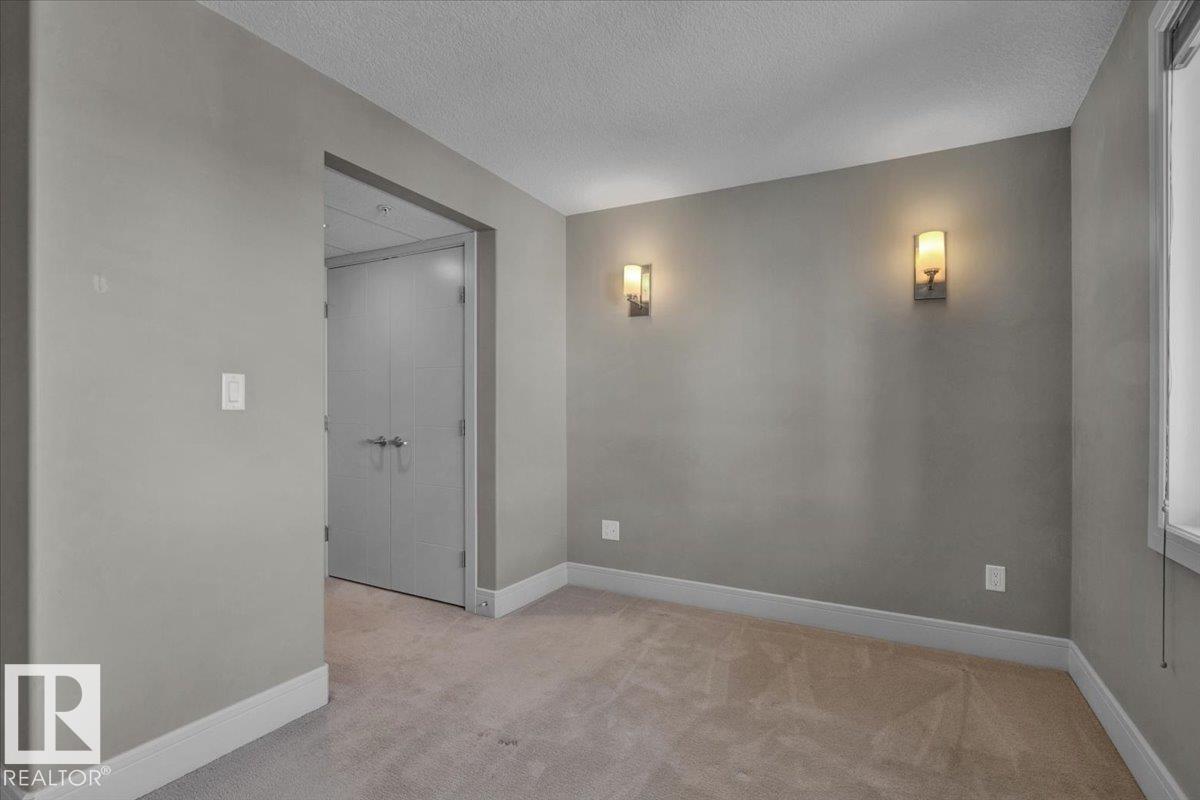 https://zimg.paragon.ice.com/ParagonImages/Property/PM/RAE/225398741/19/0/0/2b01af0f3532b5b6bb97cd93973acc0b/1/3c2a036eba24acc8e7e25733c5aa3bb5/225398741-899CC55B-9A66-43F6-8AEE-47DD83A24F2A.JPG