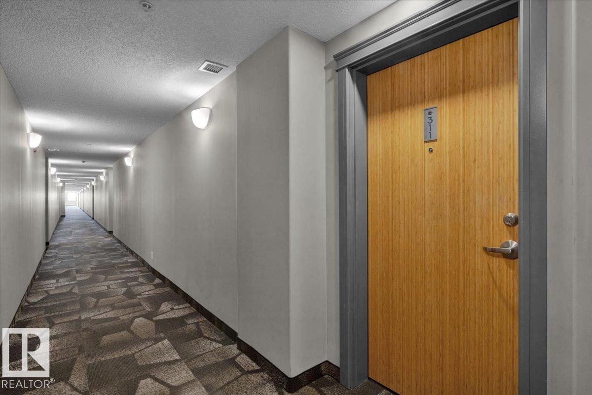 https://zimg.paragon.ice.com/ParagonImages/Property/PM/RAE/225398741/28/0/0/a232c57c40f3326a4e091cbb88bd319e/1/3c2a036eba24acc8e7e25733c5aa3bb5/225398741-DDC7C29A-8341-4DDF-B66E-AC8FB95CC9DD.JPG