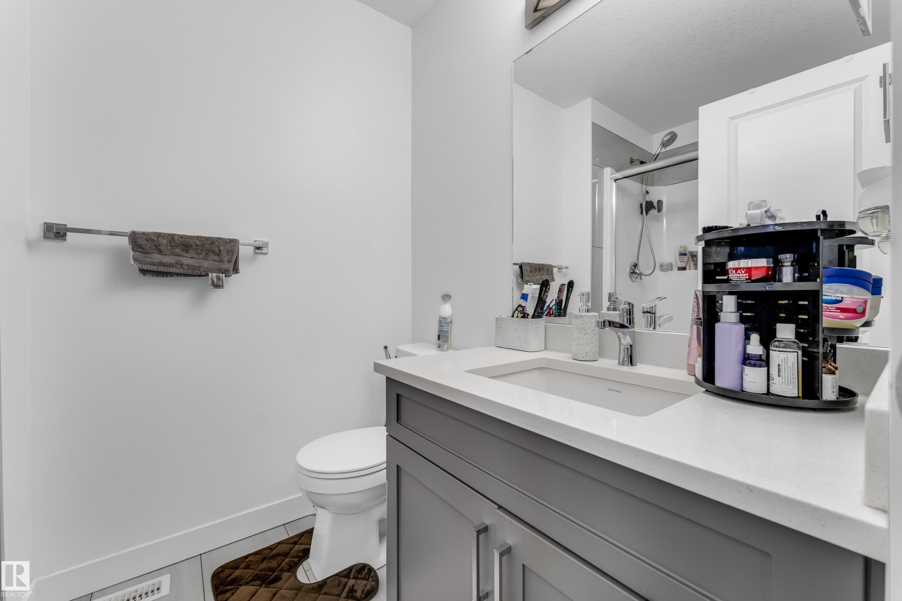 https://zimg.paragon.ice.com/ParagonImages/Property/PM/RAE/225398744/20/0/0/059df0e4911f404b71fe1f78b2810793/1/4e7689cda49c691c76e7afb0577cb1a9/225398744-8f8a15e1-b406-49f4-b7c1-71ec8de01683.JPG