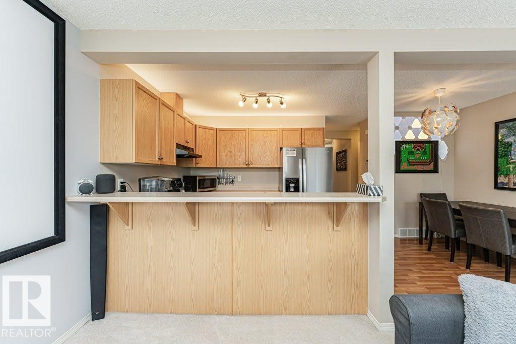 https://zimg.paragon.ice.com/ParagonImages/Property/PM/RAE/225398753/11/0/0/6e6fd6e2a65f57ccf6f35f07bfc8eef0/1/62bb246c15dea50b61a3054601908cc5/225398753-d4490ec9-f36c-4f6f-9f28-af0d5be6136e.JPG