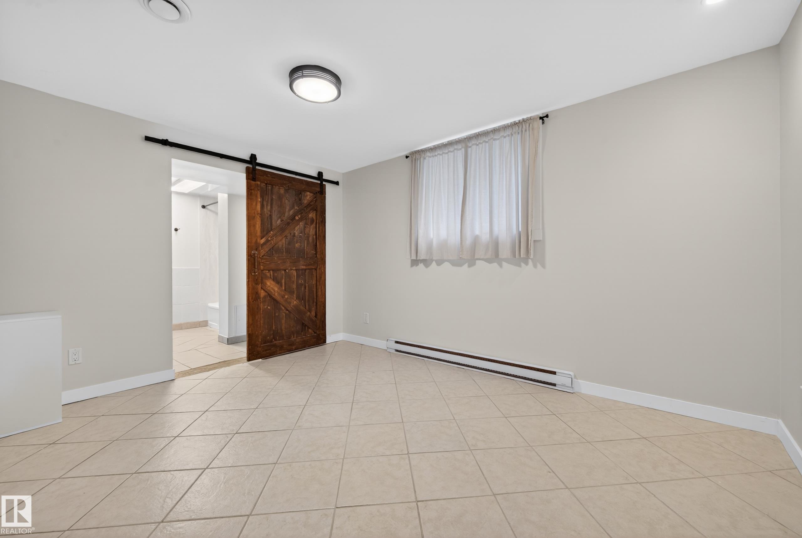 Photo 25 at 10740 44 Street NW, Capilano, Edmonton