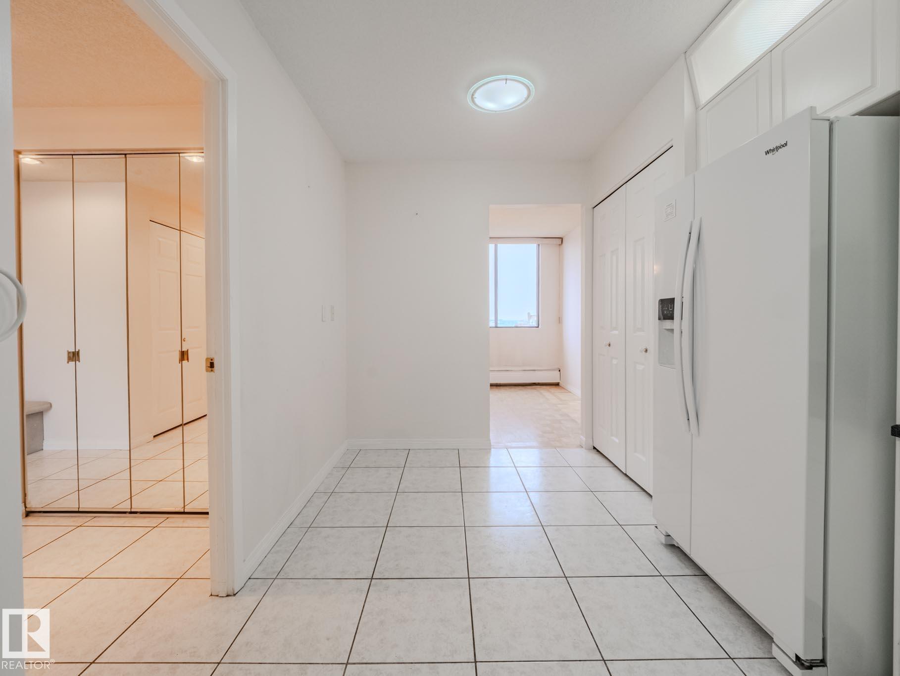 https://zimg.paragon.ice.com/ParagonImages/Property/PM/RAE/225398766/15/0/0/76a0ddb51dc034d5e9d1c2d08b3ae2c8/1/305dba479c4e6ee972e38612bb230452/225398766-41F03114-ACE3-46E3-9FC4-23B7D66136E4.JPG