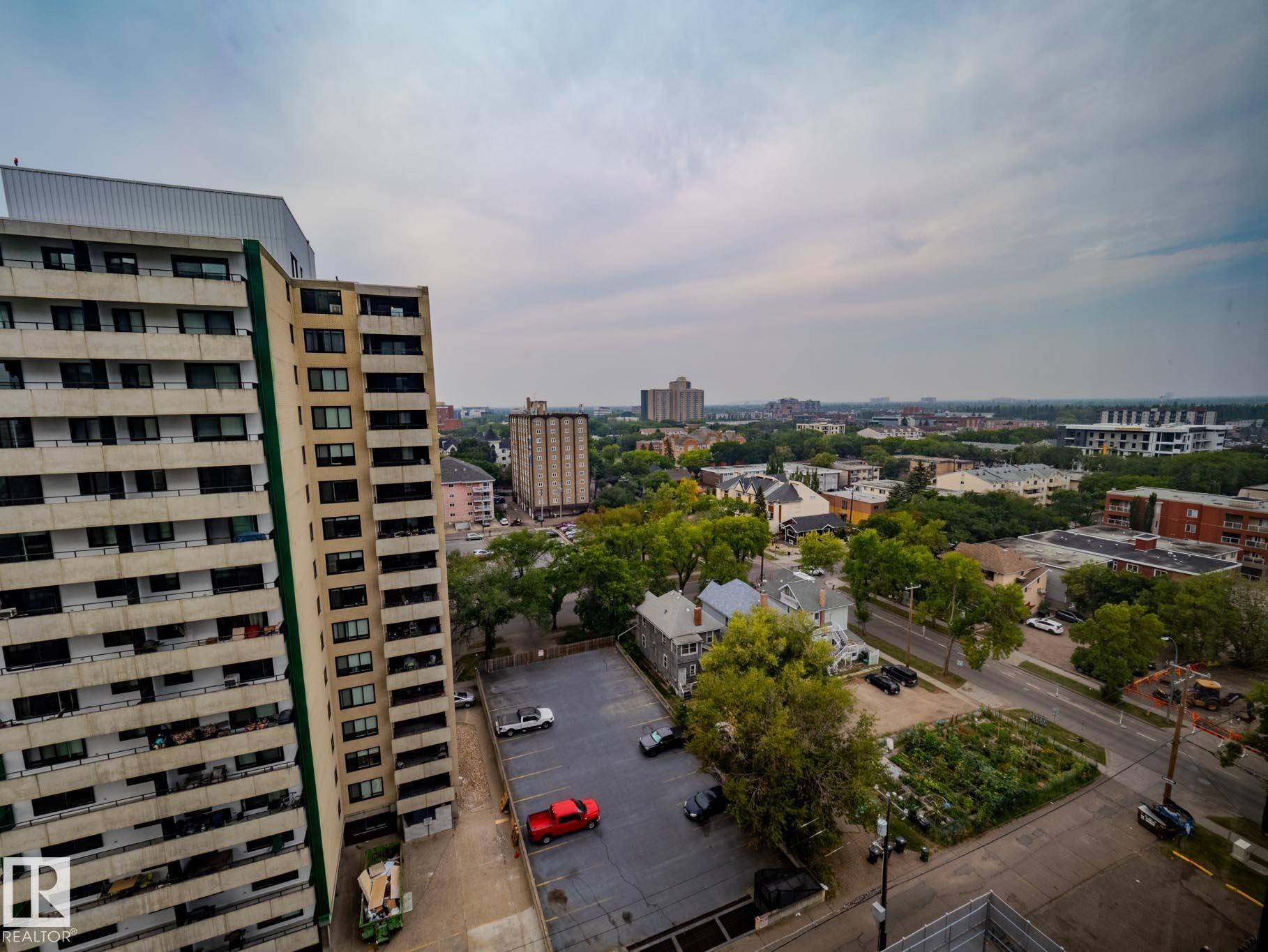 https://zimg.paragon.ice.com/ParagonImages/Property/PM/RAE/225398766/28/0/0/d939ff7875cbb9d976aacd4567717495/1/305dba479c4e6ee972e38612bb230452/225398766-560105E0-9119-430D-BFBA-4750BFAF9C6A.JPG