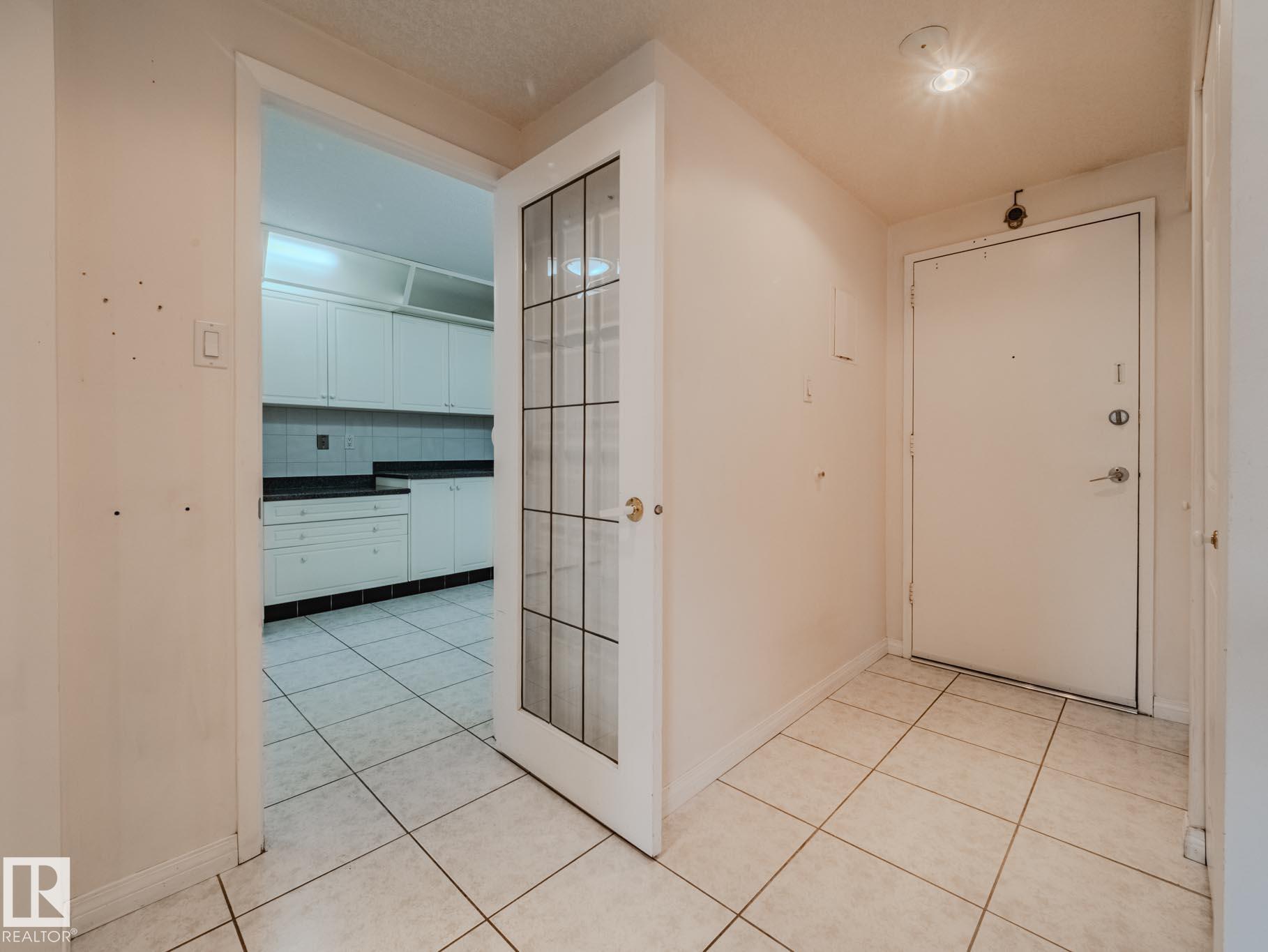 https://zimg.paragon.ice.com/ParagonImages/Property/PM/RAE/225398766/7/0/0/325b7a3aad869e8af61aa172acaf22a5/1/305dba479c4e6ee972e38612bb230452/225398766-120F29FB-8427-4B67-88A1-D3B3002654A8.JPG