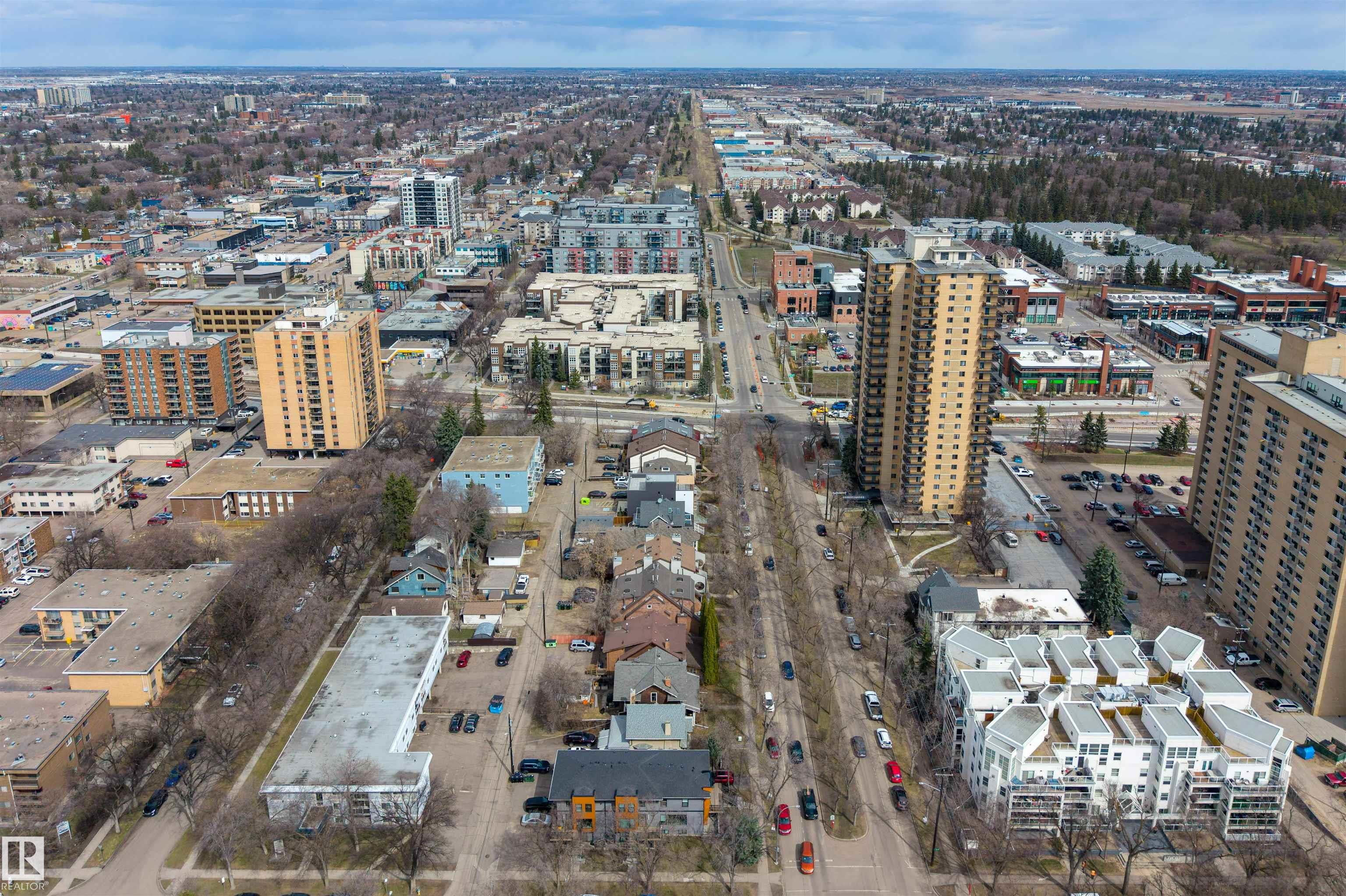 https://zimg.paragon.ice.com/ParagonImages/Property/PM/RAE/225398770/28/0/0/76862e46662a5c9e97b9256d9446ef82/1/e421157165b3514993cd66b92df10b85/225398770-c046caf3-3922-490f-b635-d8a2d47a9371.JPG