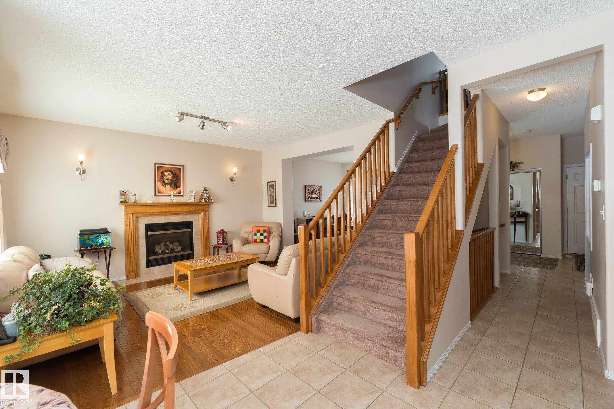 https://zimg.paragon.ice.com/ParagonImages/Property/PM/RAE/225398773/21/0/0/0b7fc1b54c1ec1b457a245f1b27e0df8/1/cbcdce9e54b99db3d50efd6aa8fc06f8/225398773-ea3c8932-62e8-4423-9fa3-41e0e22ad1c3.JPG