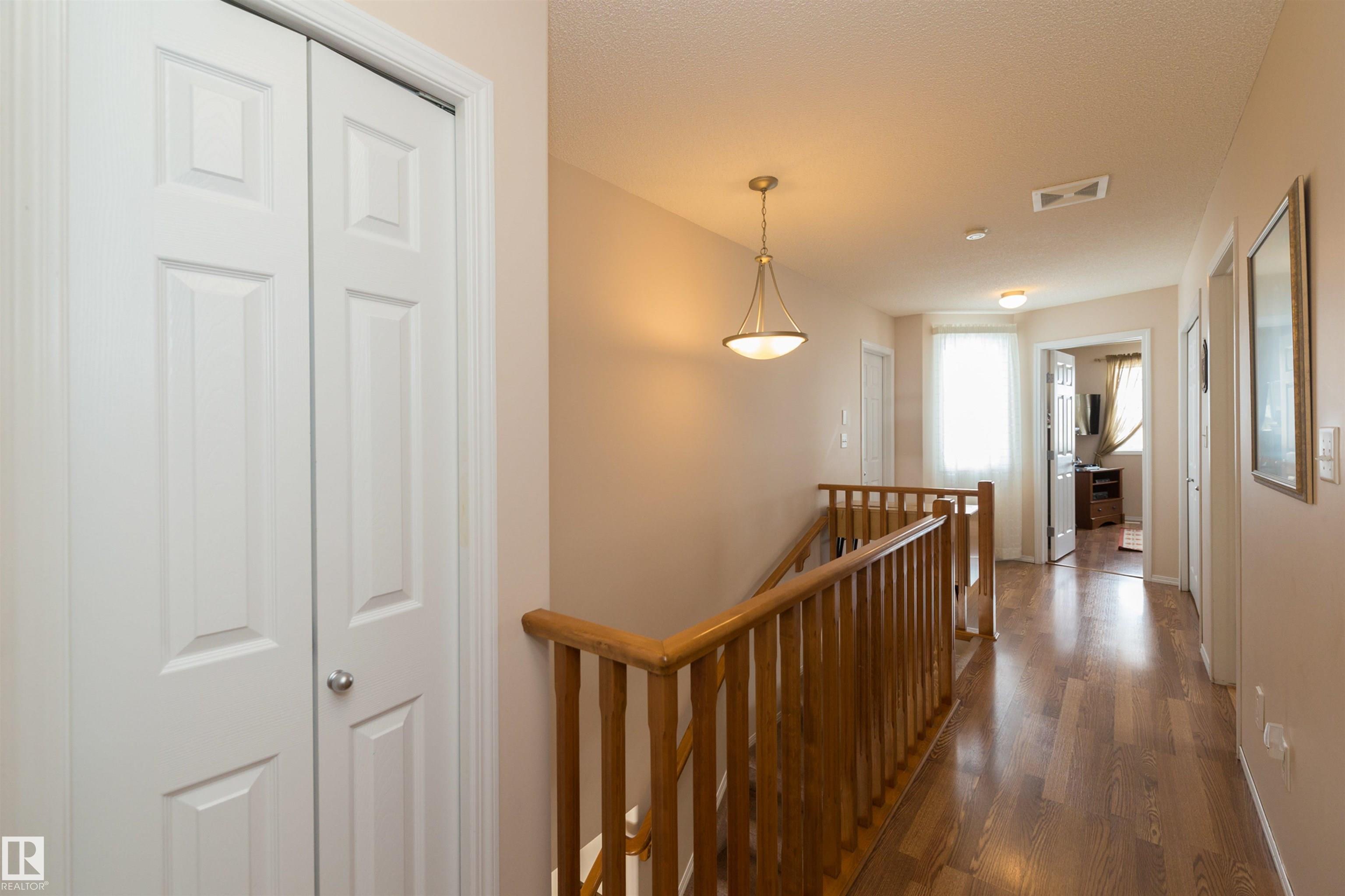 https://zimg.paragon.ice.com/ParagonImages/Property/PM/RAE/225398773/56/0/0/b5fa54531ea701496de2fe2e93b074bb/1/cbcdce9e54b99db3d50efd6aa8fc06f8/225398773-8e2264b5-08e8-47e5-88f1-e87811d47db6.JPG
