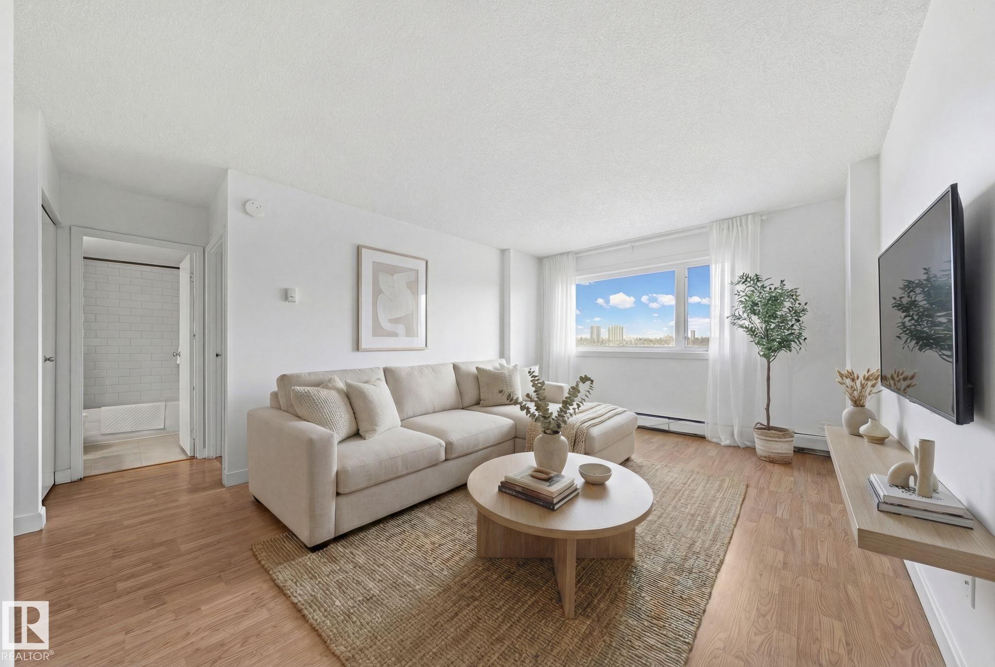 Photo 12 at 808 - 9710 105 Street NW, Downtown, Edmonton