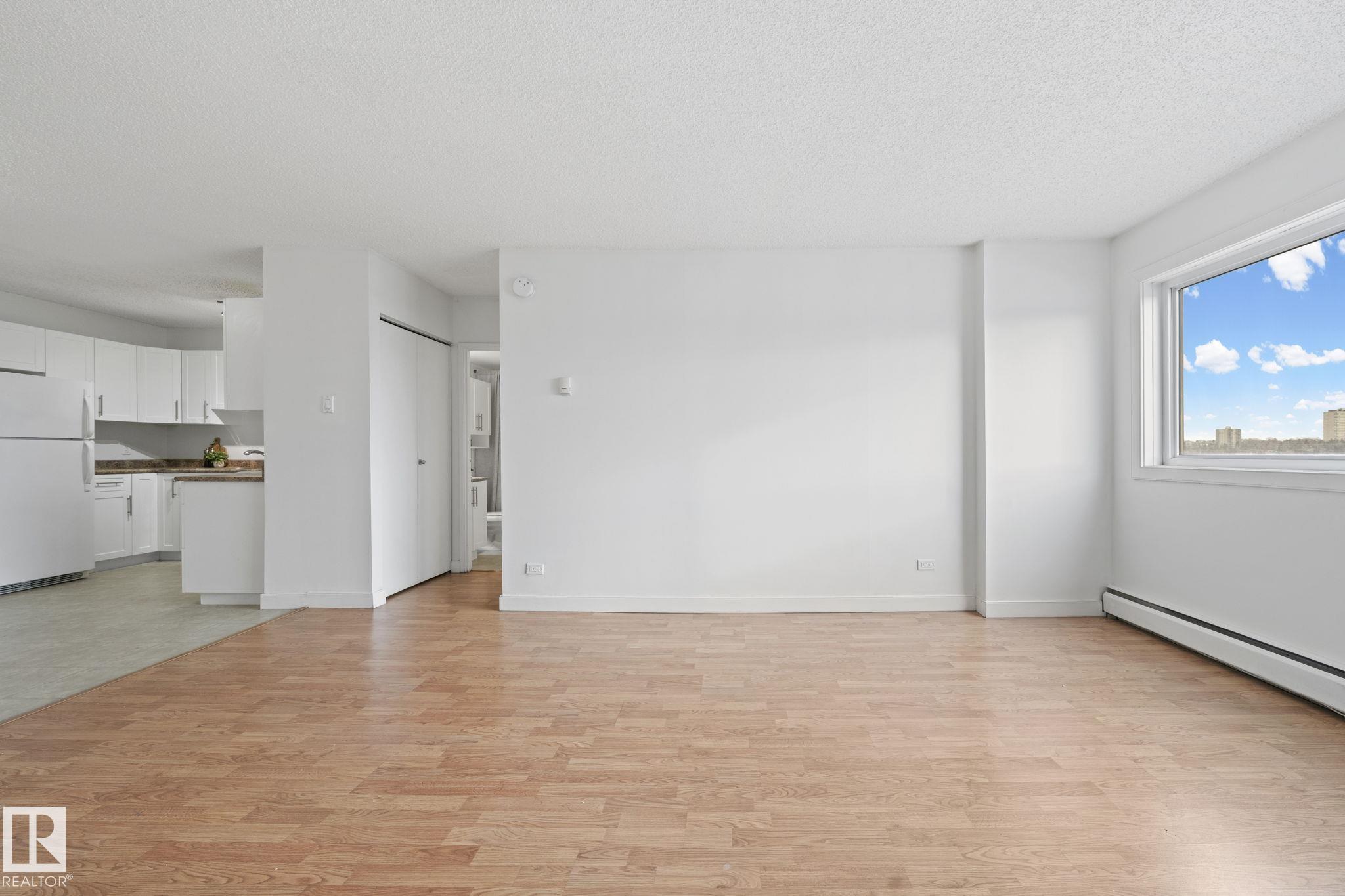 Photo 20 at 808 - 9710 105 Street NW, Downtown, Edmonton