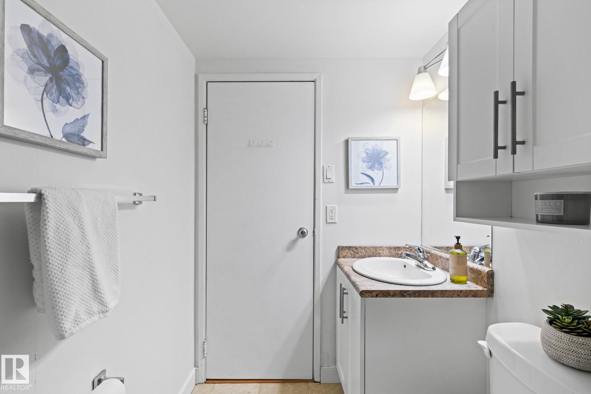 Photo 31 at 808 - 9710 105 Street NW, Downtown, Edmonton
