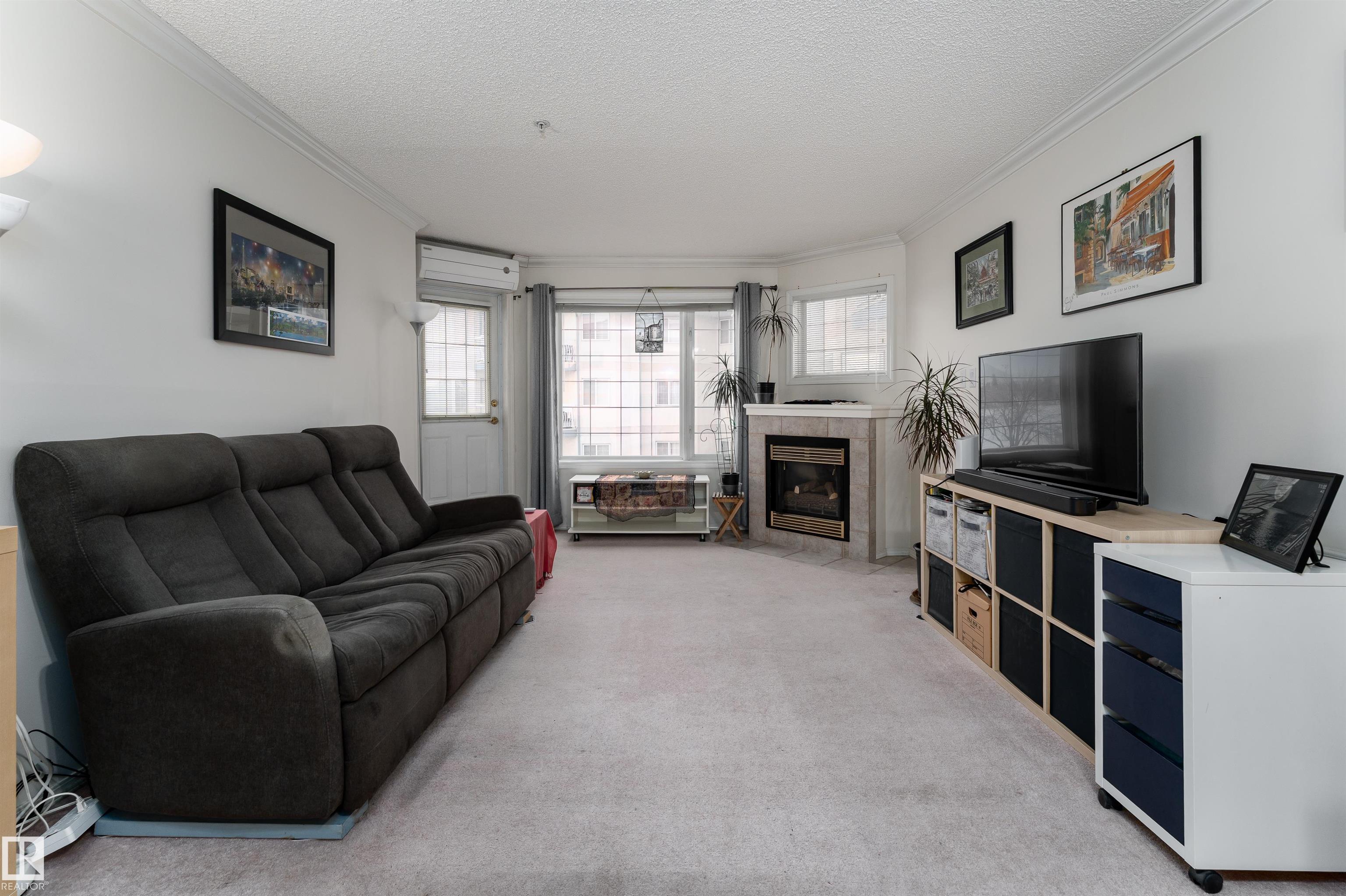 https://zimg.paragon.ice.com/ParagonImages/Property/PM/RAE/225398778/1/0/0/8066d7ace4fd654c921c527579a3acb3/1/bb0a86278310c6fb9de984d50082ab11/225398778-9A1B1F30-10E5-466A-A807-EAABBE6A779B.JPG