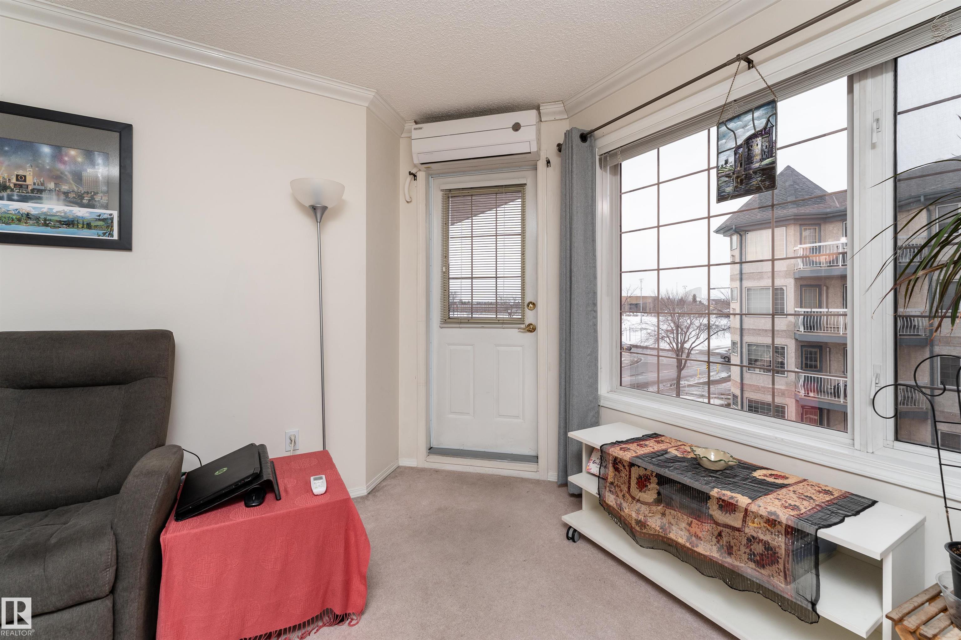 https://zimg.paragon.ice.com/ParagonImages/Property/PM/RAE/225398778/19/0/0/93c63233f8efe4bd11a2023a03203e48/1/bb0a86278310c6fb9de984d50082ab11/225398778-6015FC32-E2D0-4359-ACD6-6146F524B2FE.JPG