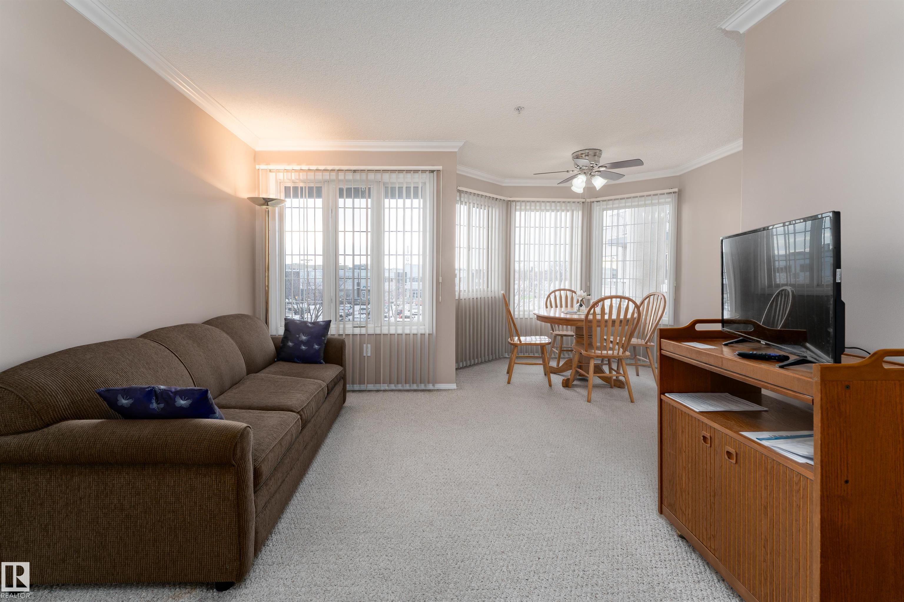 https://zimg.paragon.ice.com/ParagonImages/Property/PM/RAE/225398778/25/0/0/55160893c5fd0eb613cf708ad2f300d2/1/bb0a86278310c6fb9de984d50082ab11/225398778-A063AAB0-BDBF-484F-A798-FE8483996A2D.JPG