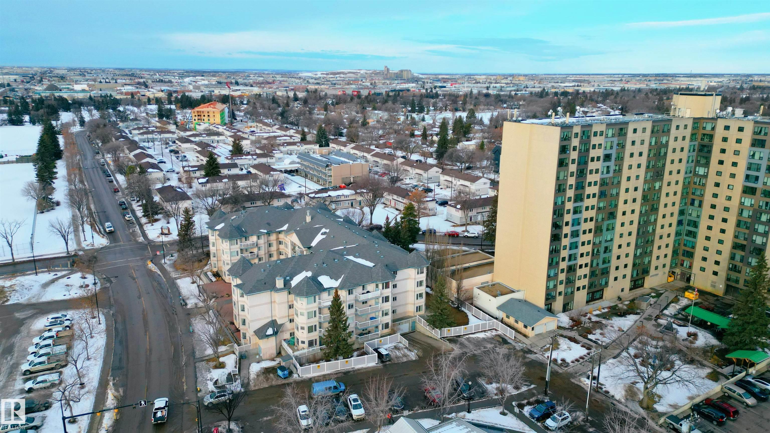 https://zimg.paragon.ice.com/ParagonImages/Property/PM/RAE/225398778/67/0/0/a4b67337a750c979cb0b786c55b335d7/1/bb0a86278310c6fb9de984d50082ab11/225398778-33F9C9D0-F59A-493C-9C2B-ED4C0BB3CAD0.JPG