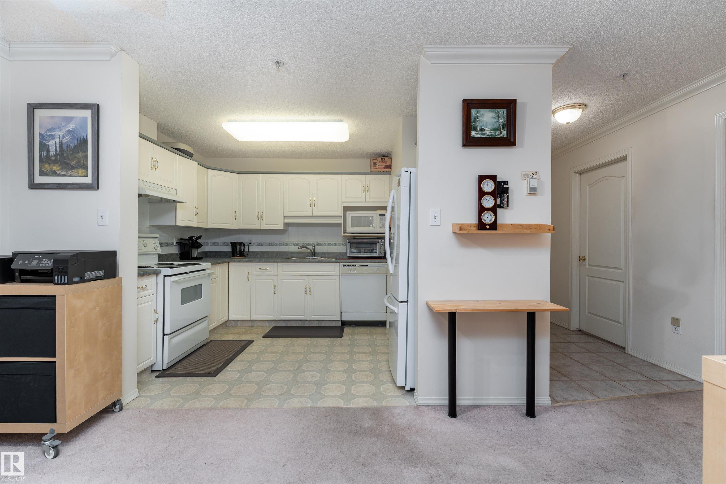 https://zimg.paragon.ice.com/ParagonImages/Property/PM/RAE/225398778/7/0/0/b5d2764909011a8092b5a789b4479959/1/bb0a86278310c6fb9de984d50082ab11/225398778-78E0B2A2-B9EB-4F96-8232-FE0CE939936B.JPG