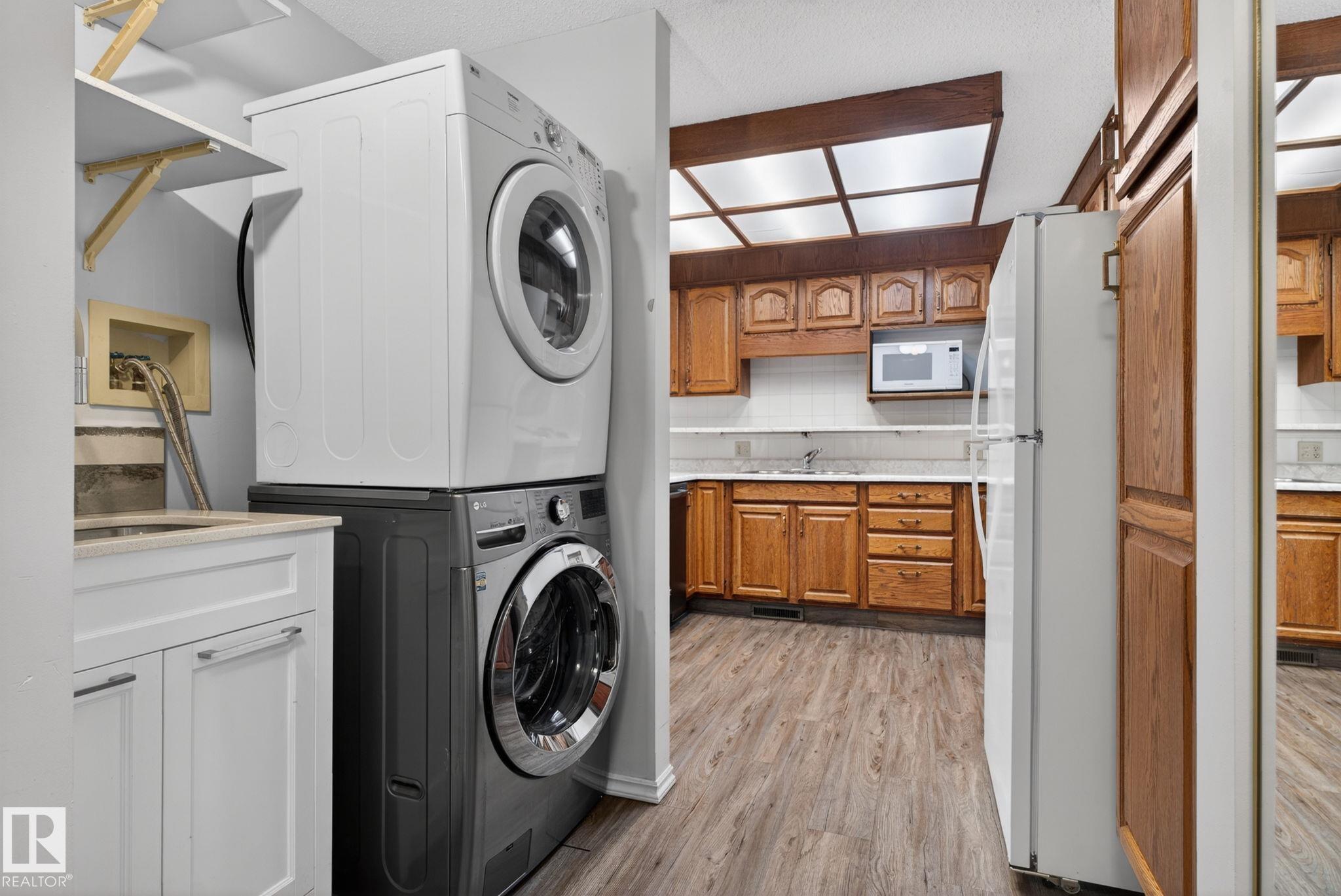 https://zimg.paragon.ice.com/ParagonImages/Property/PM/RAE/225398786/23/0/0/e672a838cdb3e15870a341cc18616d1b/1/61d58d9d4ff95c08a66ba36ef8b2fafb/225398786-1baf83f0-57bf-4de5-bcfc-b167abc8302b.JPG
