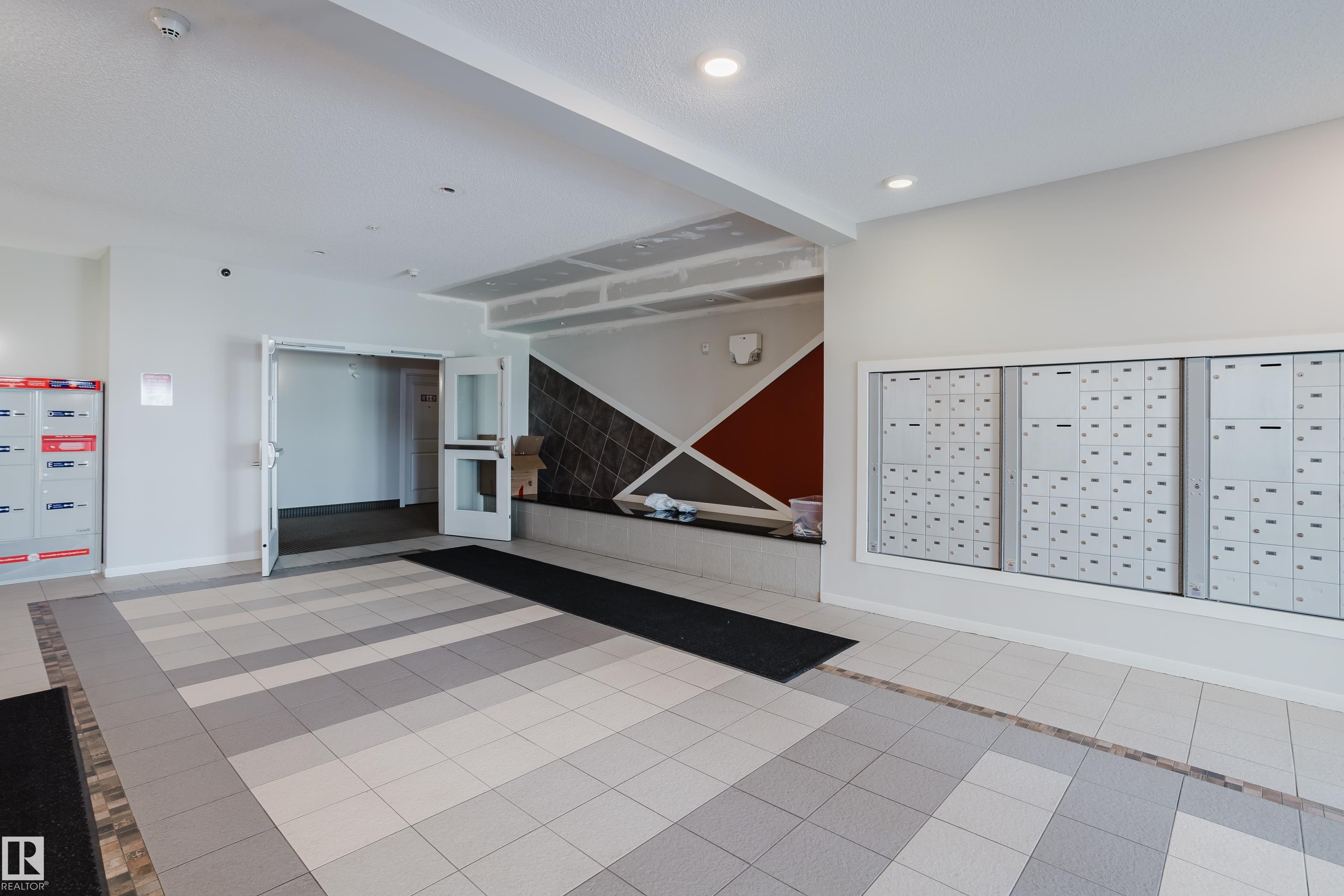 https://zimg.paragon.ice.com/ParagonImages/Property/PM/RAE/225398794/38/0/0/c915a60dbe0ea6aaff08c7732170bde2/1/849725a8841b7c6cc02a2793236ba725/225398794-66500aff-ee01-406e-9ce2-93c0c757a9d5.JPG