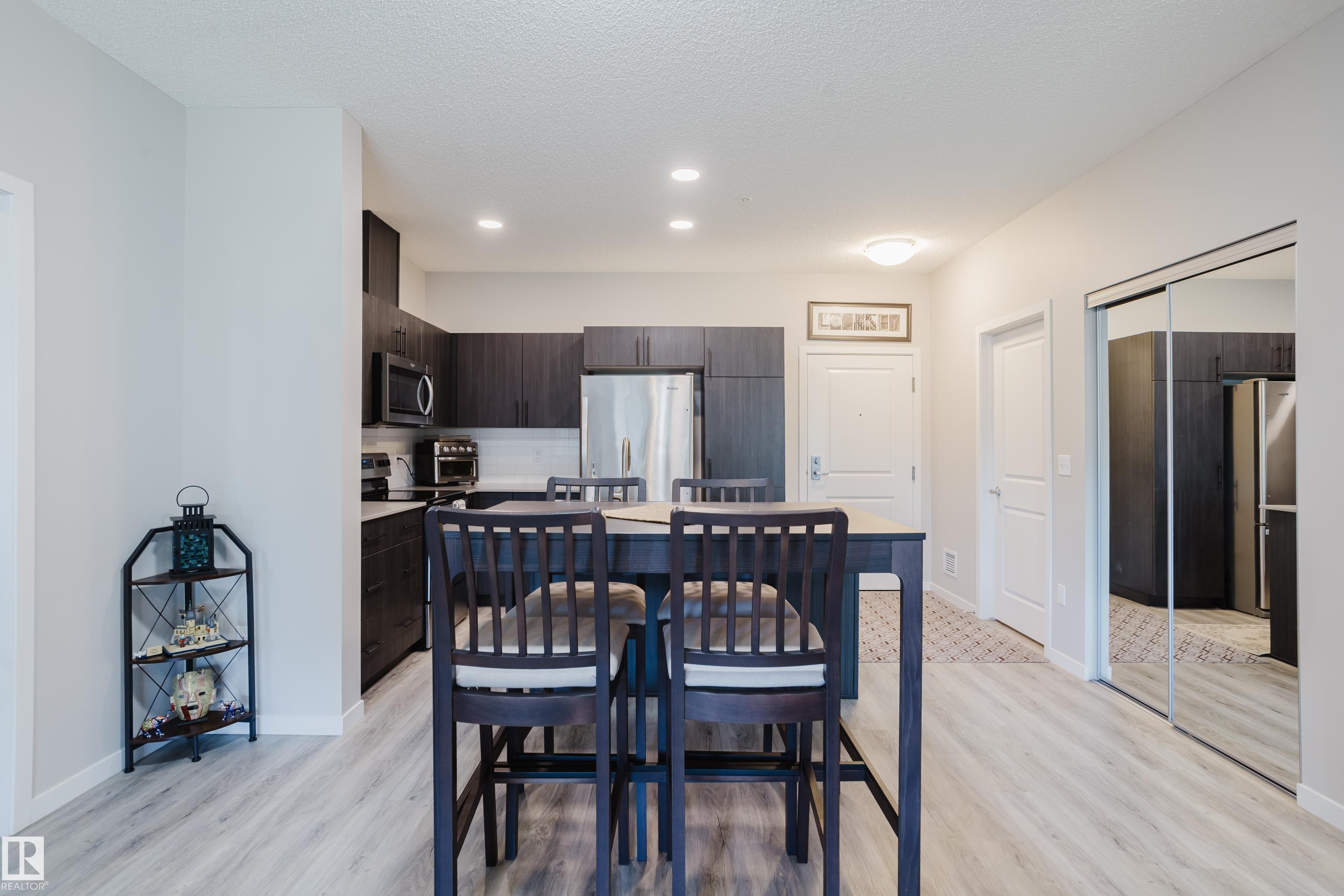 https://zimg.paragon.ice.com/ParagonImages/Property/PM/RAE/225398794/9/0/0/82239cc4f9bd4ade2daefd69c187ccf6/1/849725a8841b7c6cc02a2793236ba725/225398794-1b16607a-bdb1-4993-9207-3b49f203b246.JPG