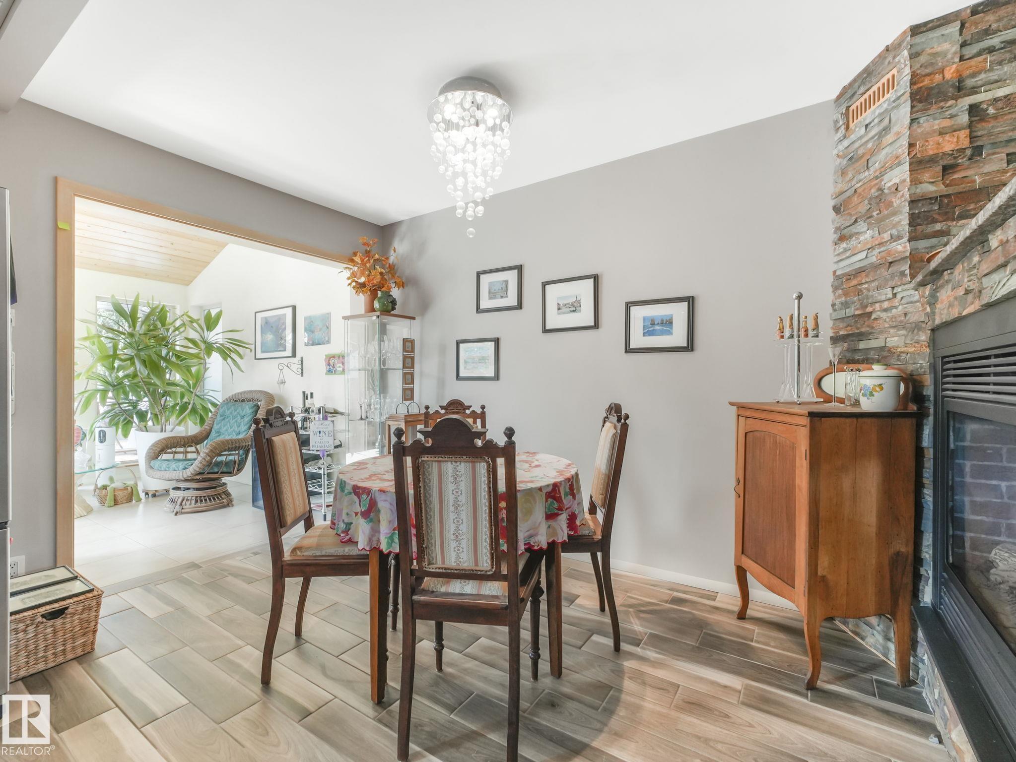 Photo 6 at 10961 75 Avenue NW, McKernan, Edmonton