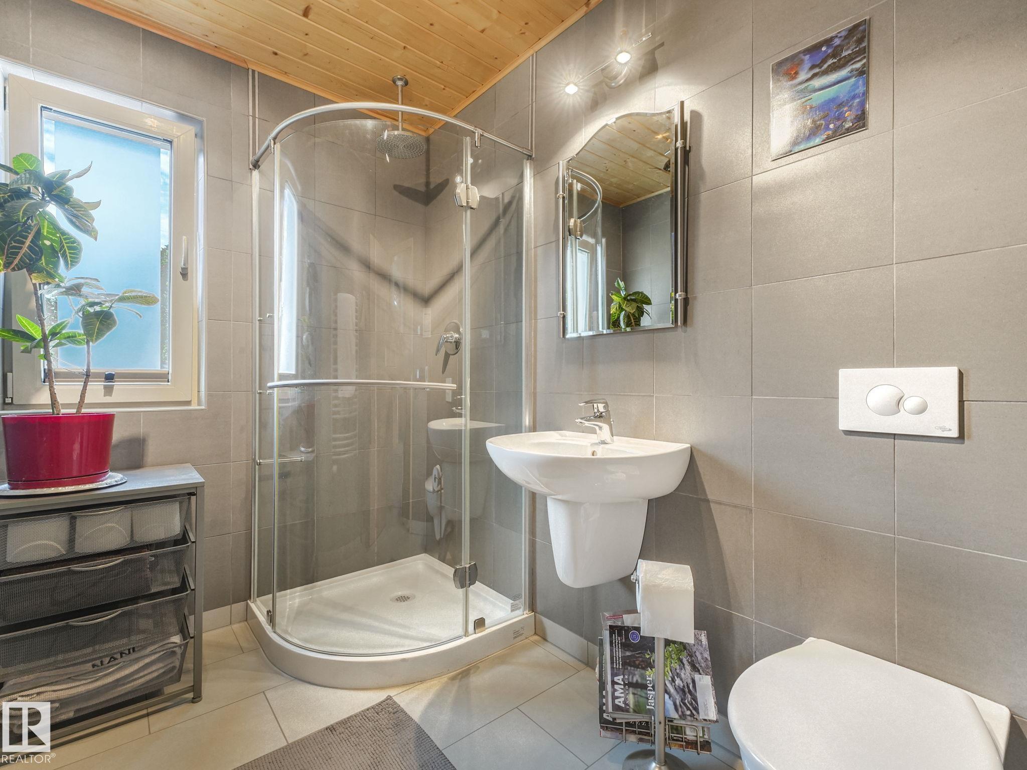Photo 51 at 10961 75 Avenue NW, McKernan, Edmonton