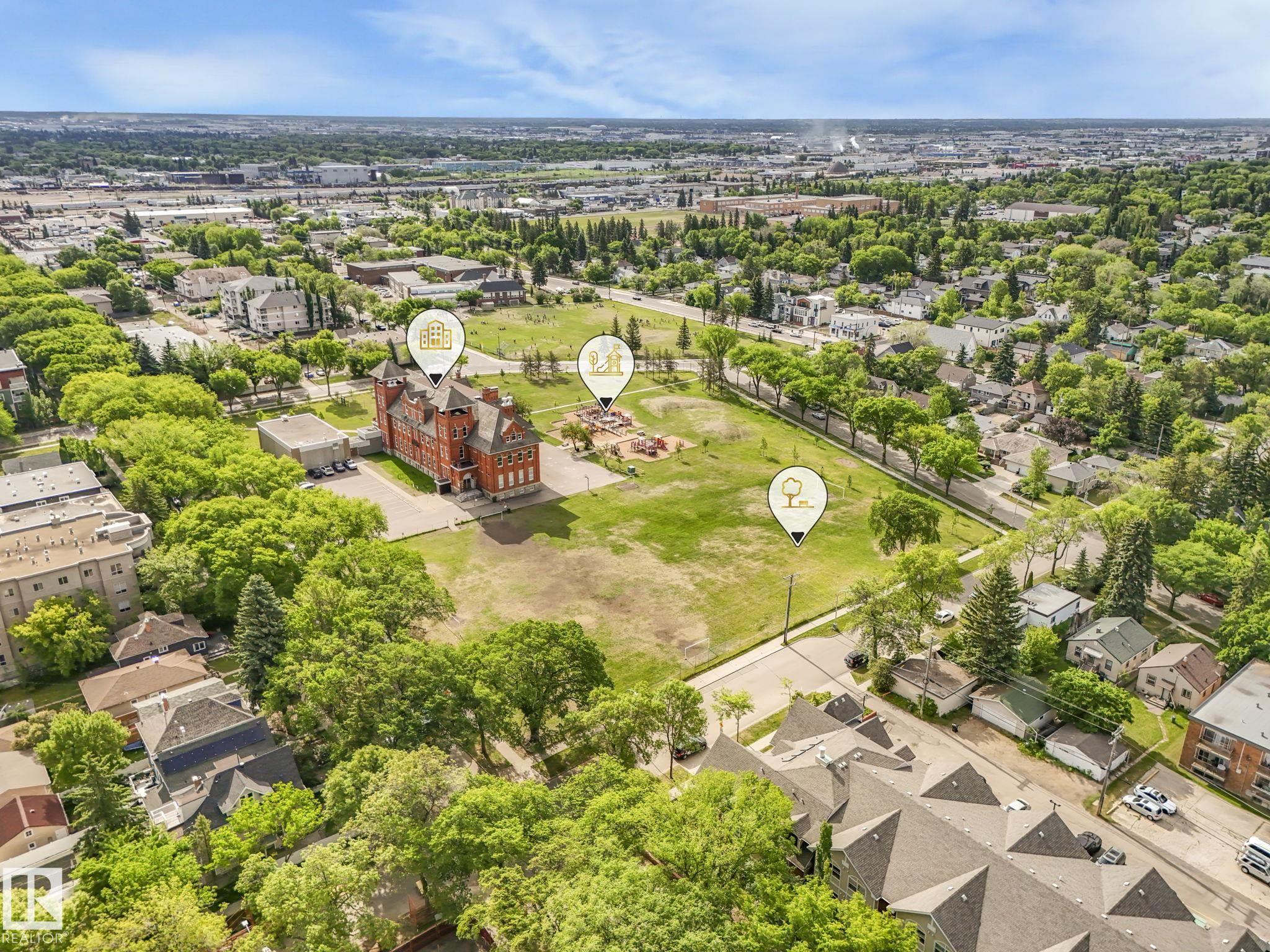 https://zimg.paragon.ice.com/ParagonImages/Property/PM/RAE/225398796/66/0/0/79fe5c655816a428e752bd4f9b9e435f/1/90b55fcdf84c4ff13dd45e3b8ef5e34b/225398796-5F6C79CE-8D20-4E49-9FEC-A1E829F03B97.JPG