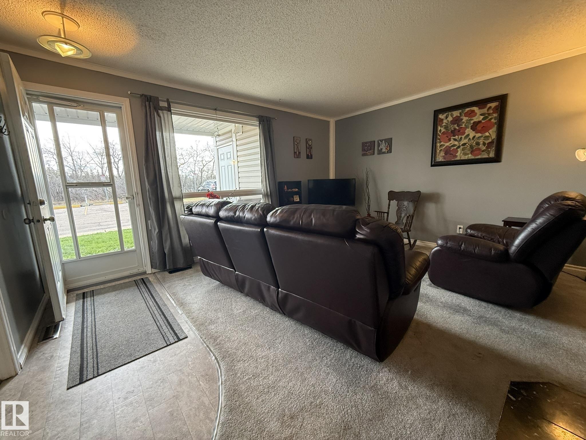 Picture for #5 2204 118 ST NW