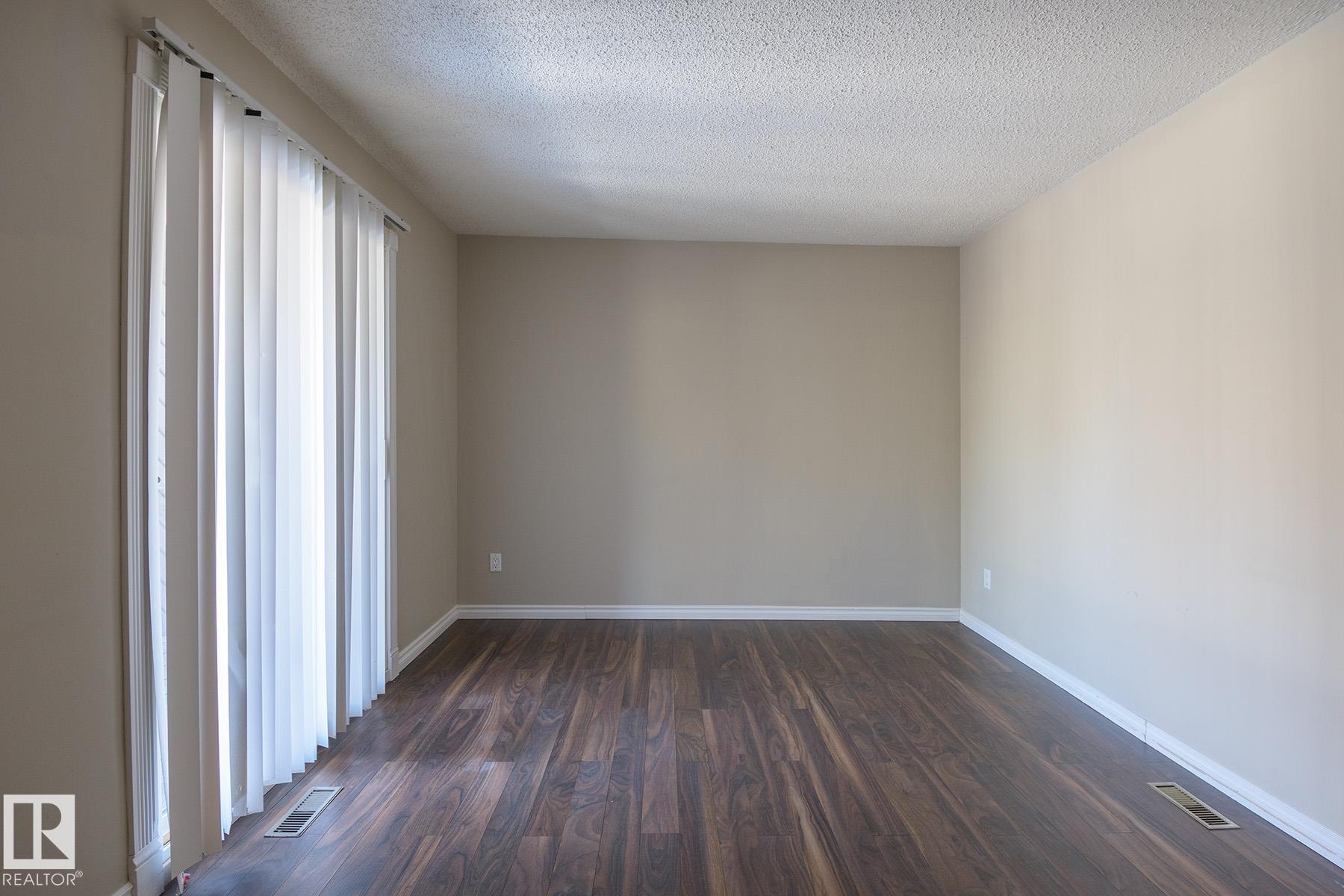 Picture for 8039 27 AV NW