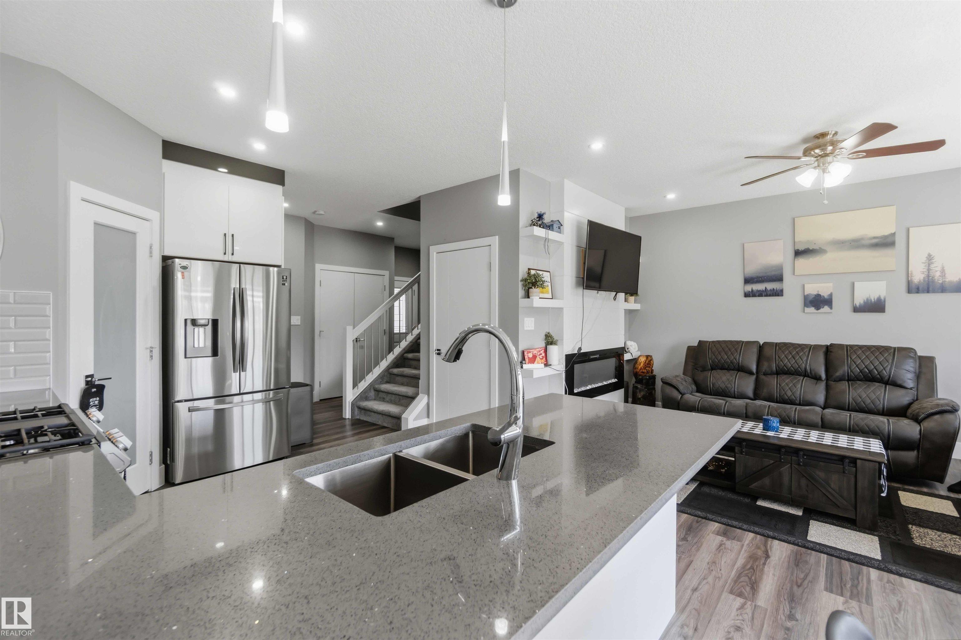 https://zimg.paragon.ice.com/ParagonImages/Property/PM/RAE/225398808/18/0/0/2a4a5ebd9ac9547b67209ac934b9ef27/1/03328c4b2816818f9ac6c2cd9e8d28fe/225398808-d87bcdd4-cf4b-4cd4-bcab-9908ef81c97b.JPG