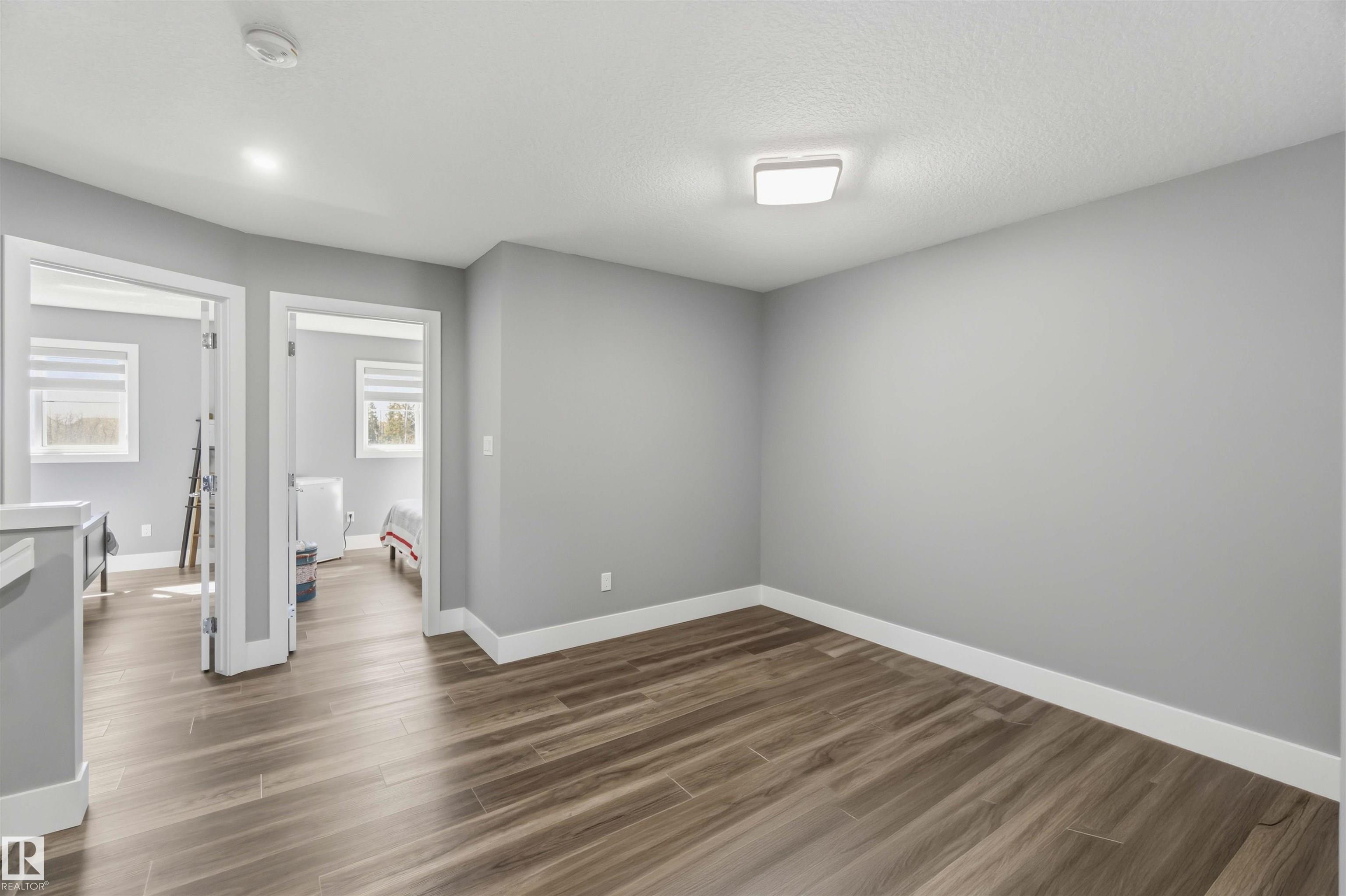 https://zimg.paragon.ice.com/ParagonImages/Property/PM/RAE/225398808/29/0/0/bb92d19e56489a1b191baef2ef25b938/1/03328c4b2816818f9ac6c2cd9e8d28fe/225398808-796897ad-b0dc-431a-84e9-2c35ab122eba.JPG