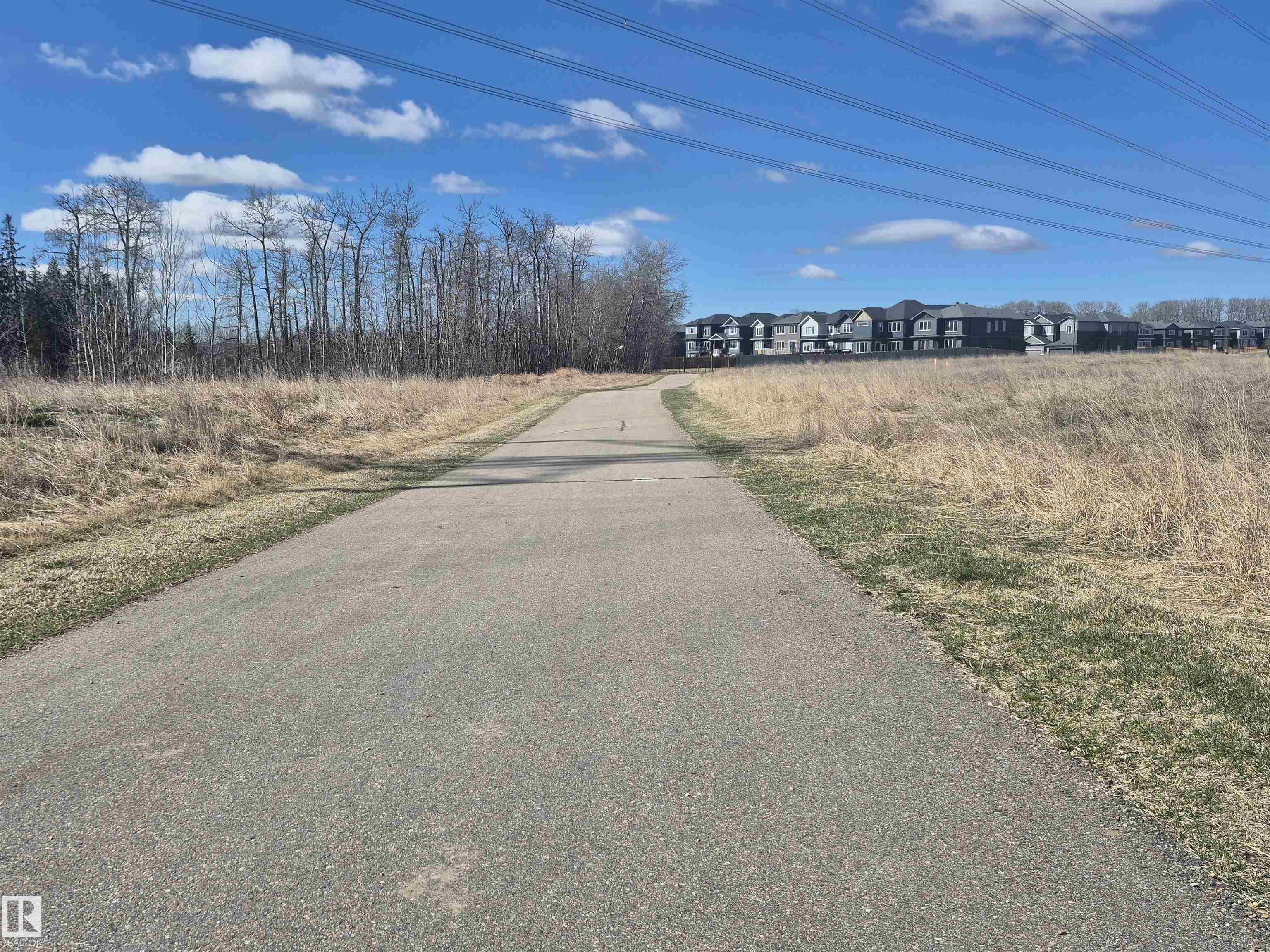 https://zimg.paragon.ice.com/ParagonImages/Property/PM/RAE/225398808/53/0/0/eeef7a4783cf5d7e87a8021ce52fc18d/1/03328c4b2816818f9ac6c2cd9e8d28fe/225398808-90e4867a-c708-4c41-8ed4-5a0dfd680e81.JPG